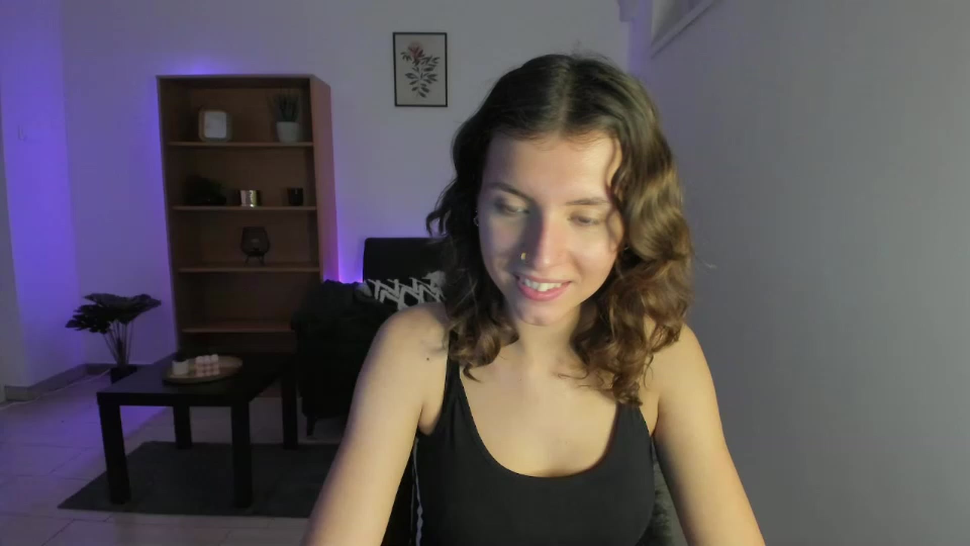 Gallery image thumbnail from SaraJaay18's myfreecams stream on, 11/25/2022, 16:13 image 16 of 20
