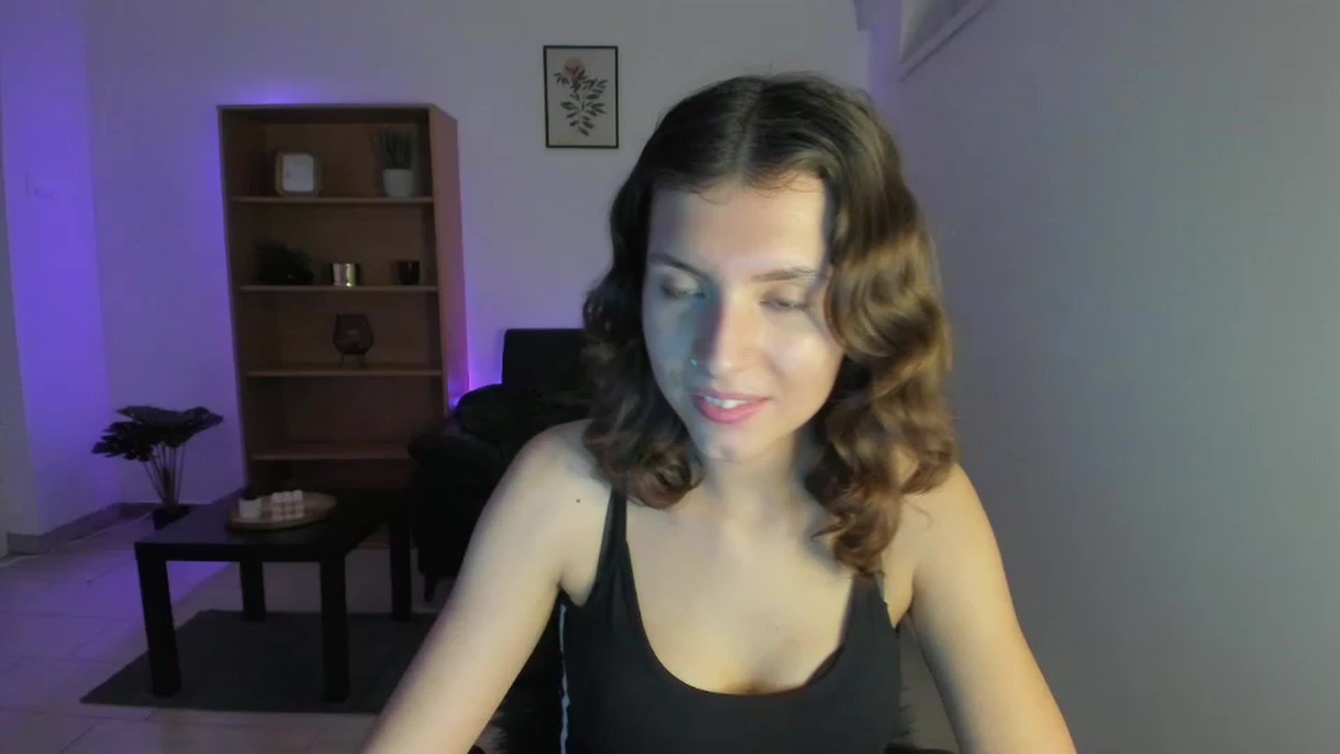 Gallery image thumbnail from SaraJaay18's myfreecams stream on, 11/25/2022, 18:31 image 14 of 20