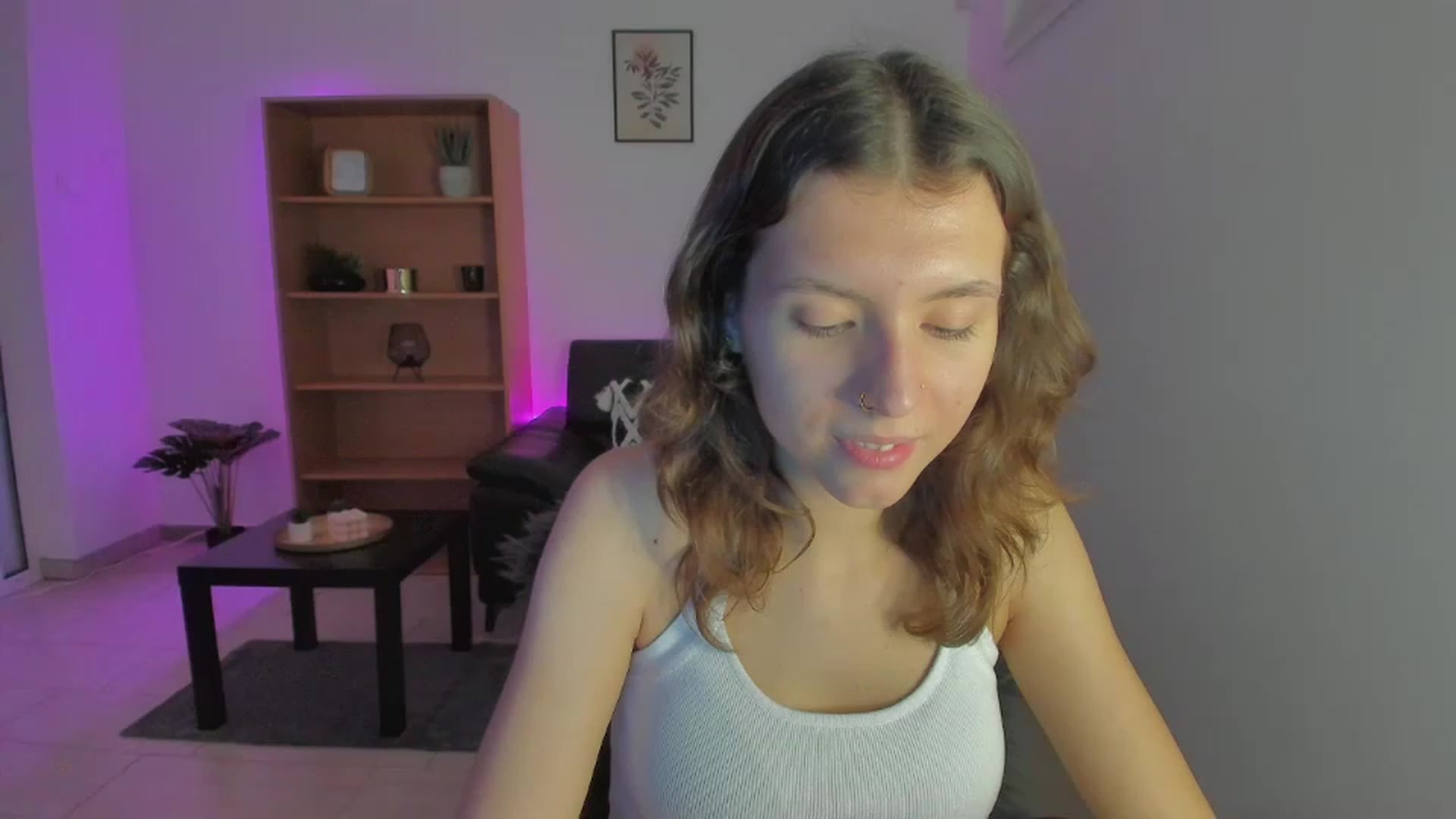Gallery image thumbnail from SaraJaay18's myfreecams stream on, 01/04/2023, 15:10 image 19 of 20