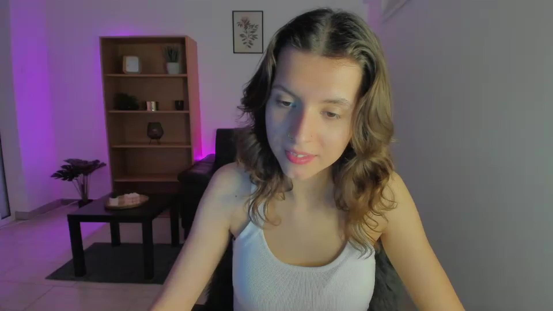 Gallery image thumbnail from SaraJaay18's myfreecams stream on, 01/09/2023, 19:10 image 11 of 20