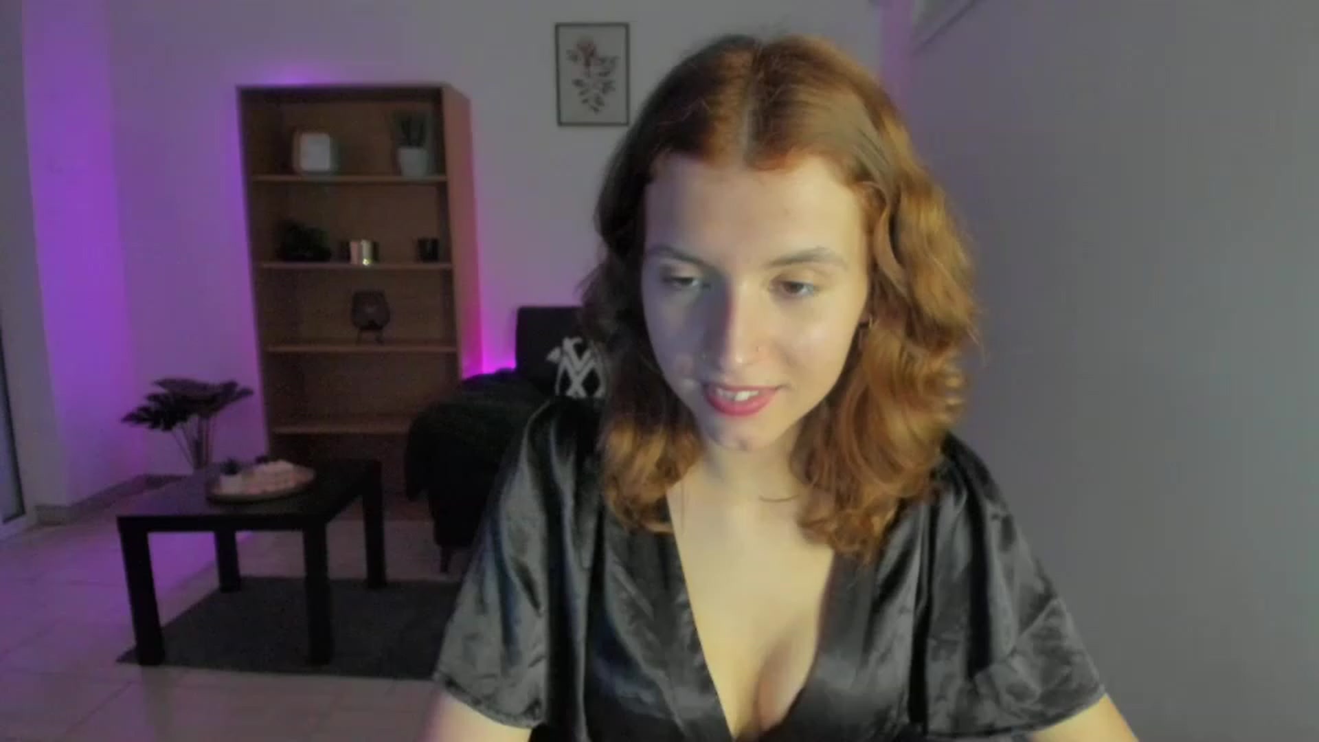 Gallery image thumbnail from SaraJaay18's myfreecams stream on, 01/16/2023, 15:11 image 6 of 20