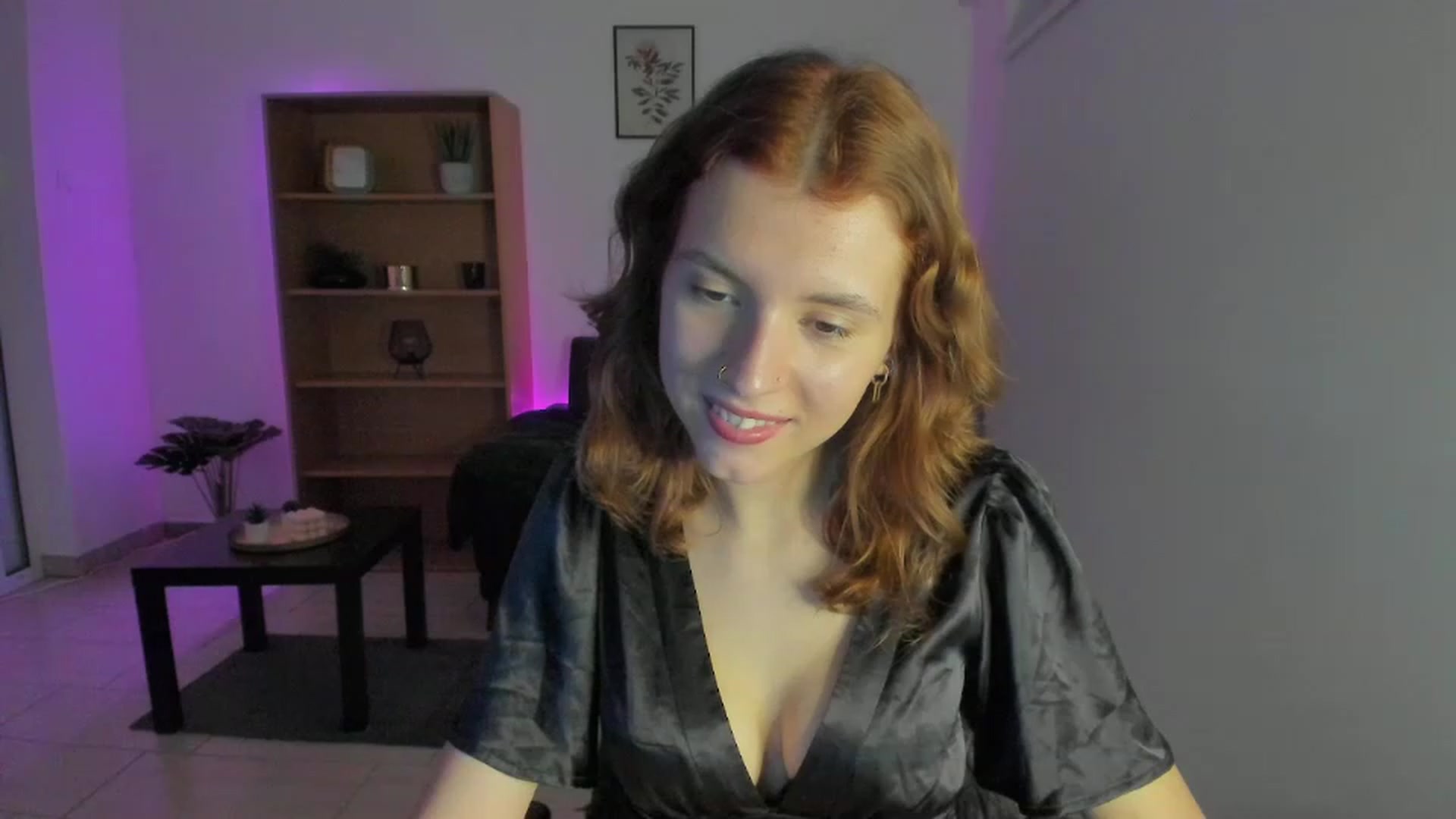 Gallery image thumbnail from SaraJaay18's myfreecams stream on, 01/16/2023, 15:11 image 18 of 20