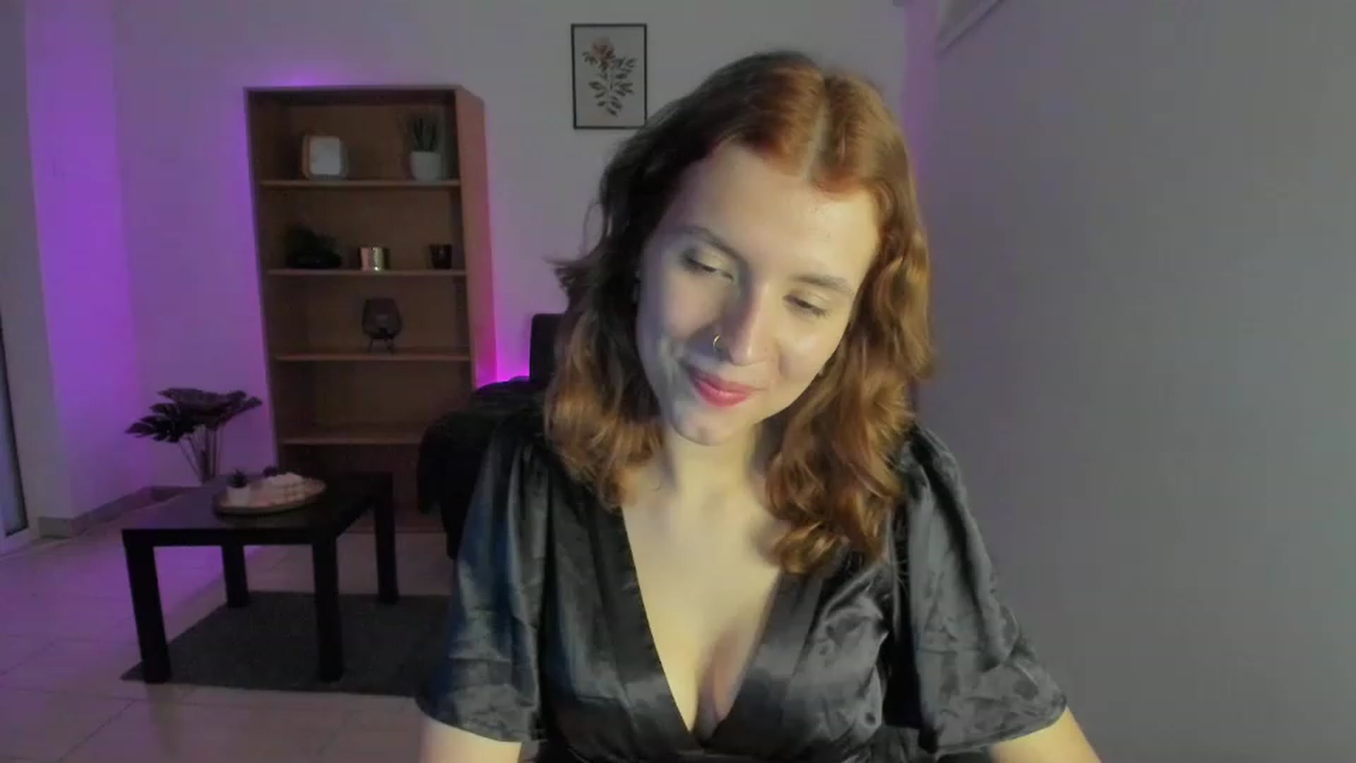 Gallery image thumbnail from SaraJaay18's myfreecams stream on, 01/16/2023, 15:11 image 20 of 20