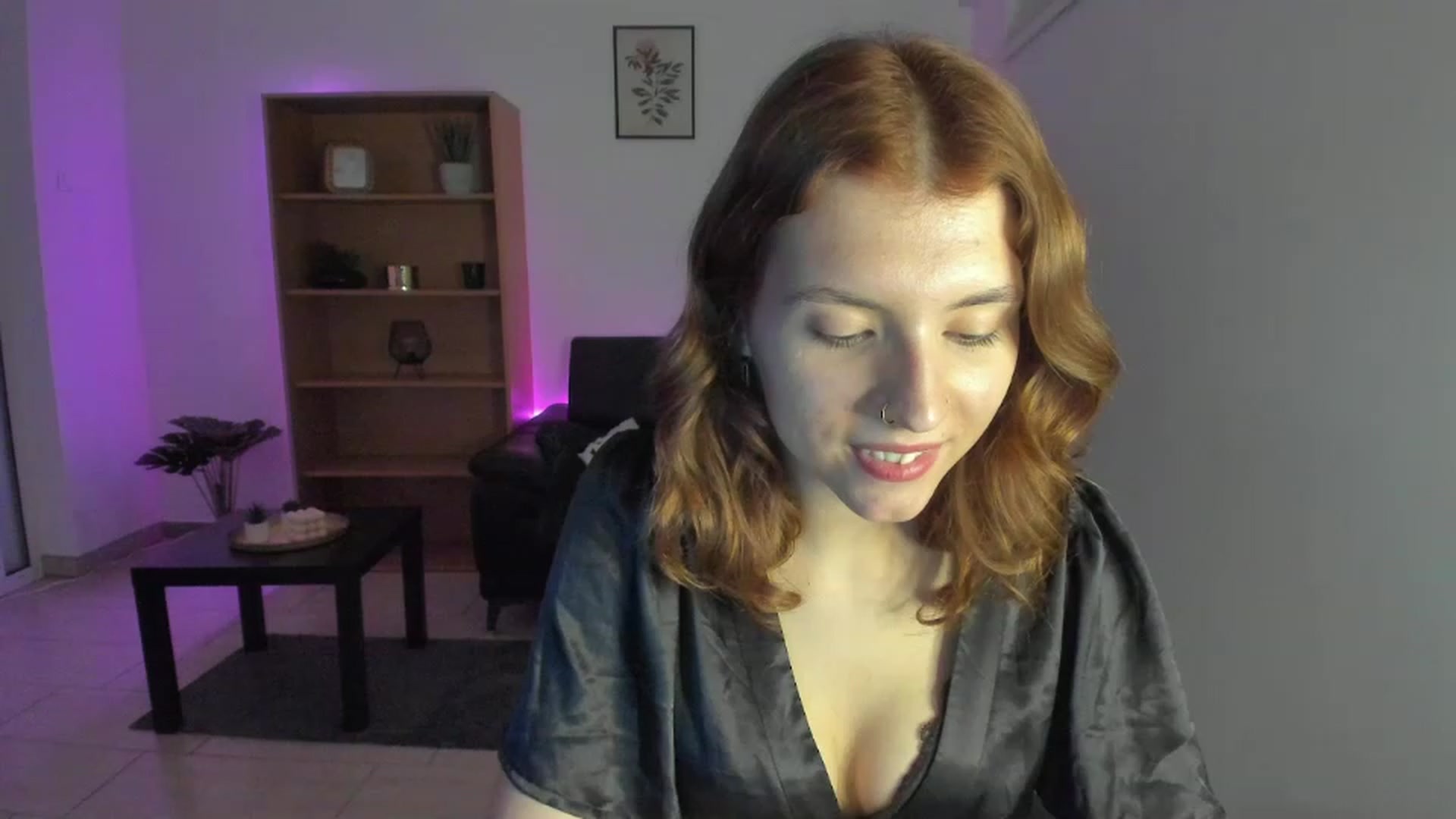 Gallery image thumbnail from SaraJaay18's myfreecams stream on, 01/16/2023, 17:15 image 9 of 20