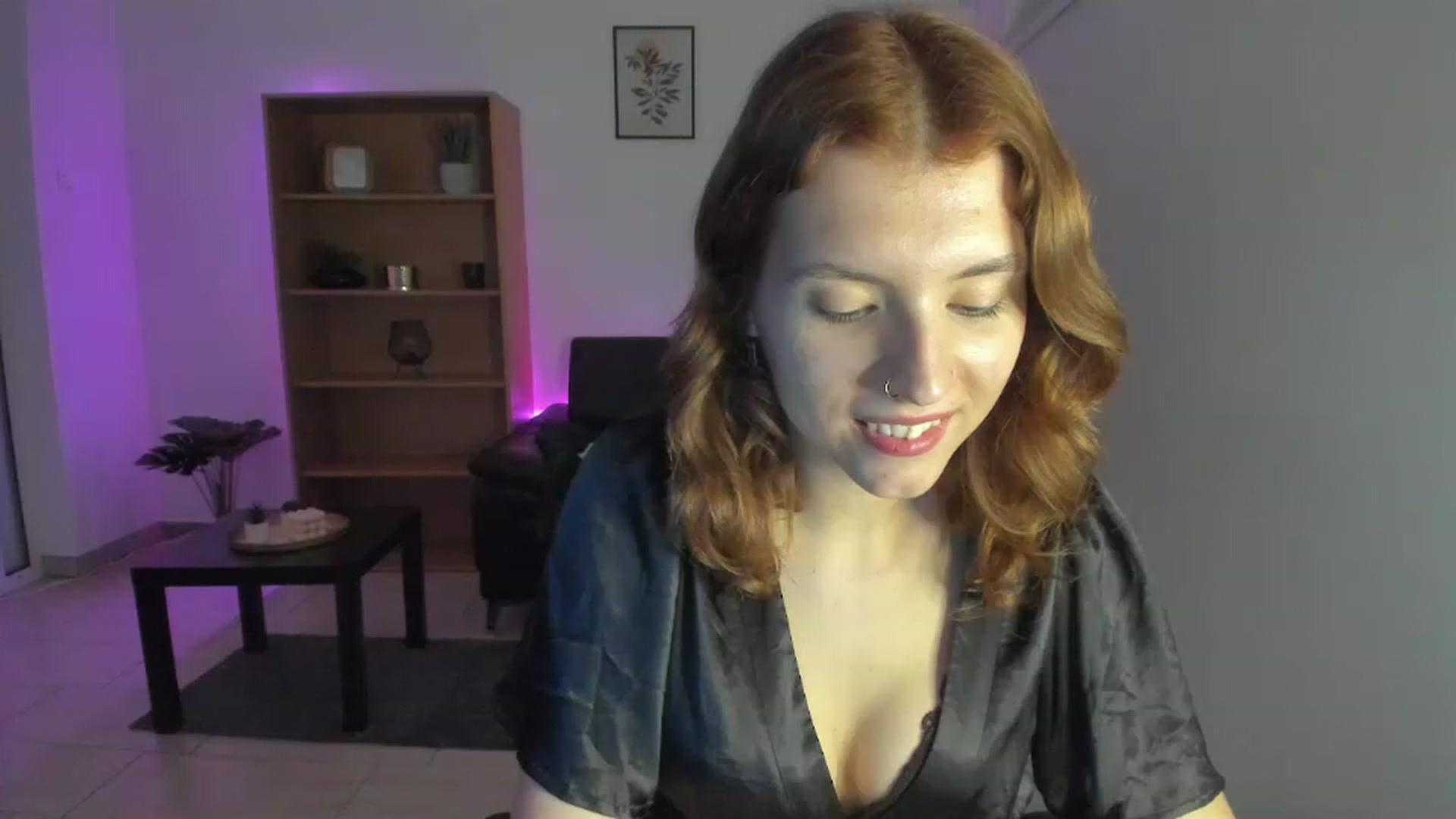 Gallery image thumbnail from SaraJaay18's myfreecams stream on, 01/16/2023, 17:15 image 10 of 20