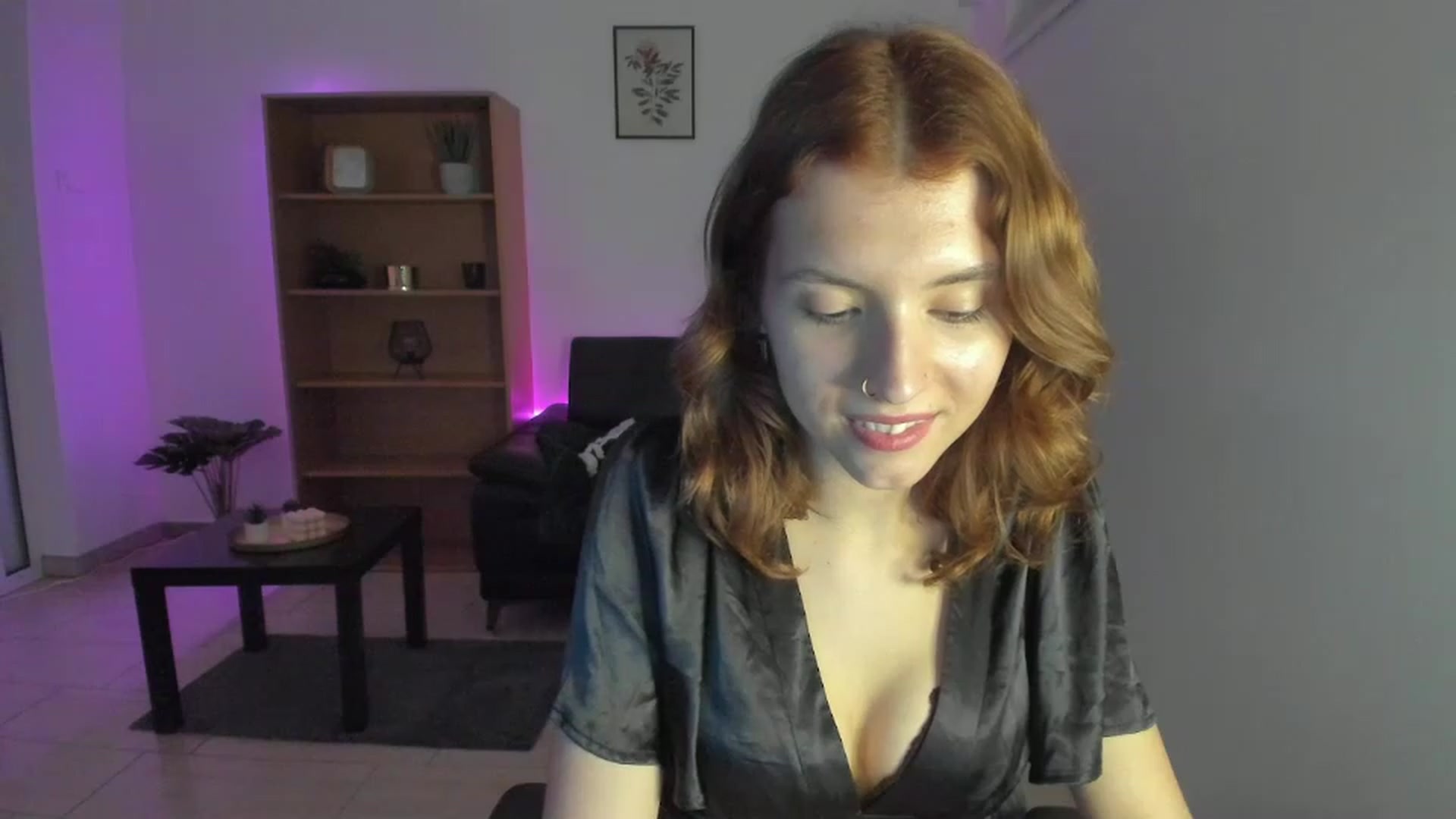 Gallery image thumbnail from SaraJaay18's myfreecams stream on, 01/16/2023, 17:15 image 15 of 20
