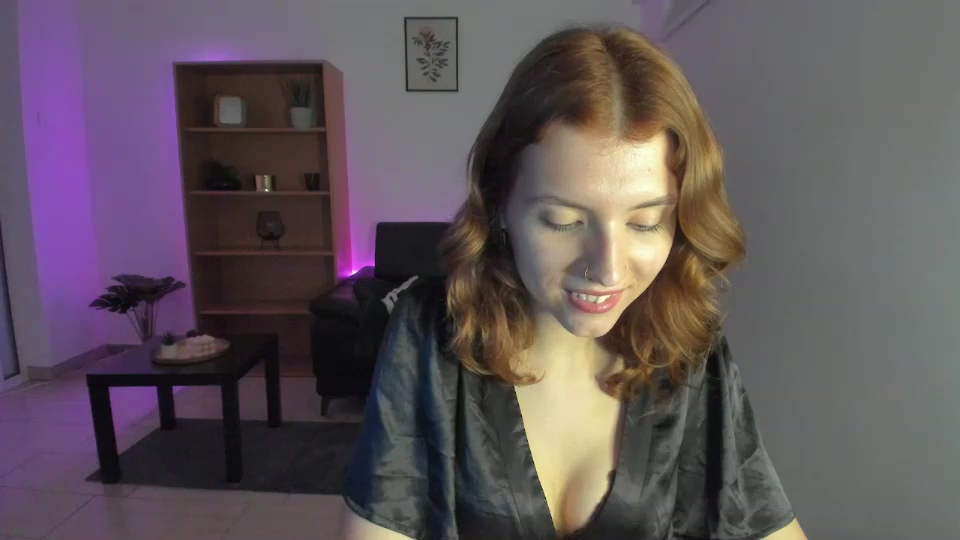 Gallery image thumbnail from SaraJaay18's myfreecams stream on, 01/16/2023, 17:15 image 12 of 20