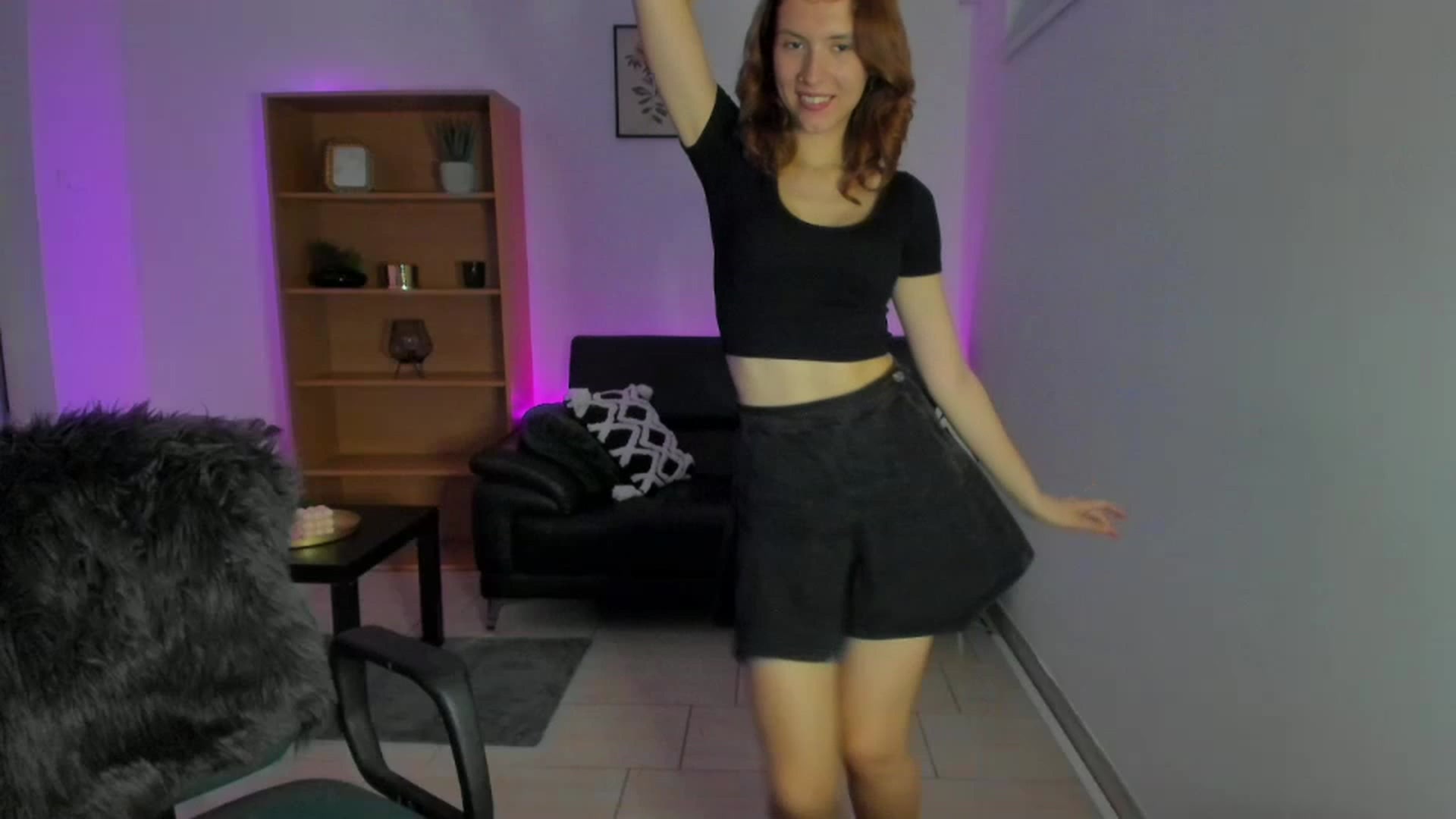 Gallery image thumbnail from SaraJaay18's myfreecams stream on, 01/17/2023, 15:15 image 11 of 20
