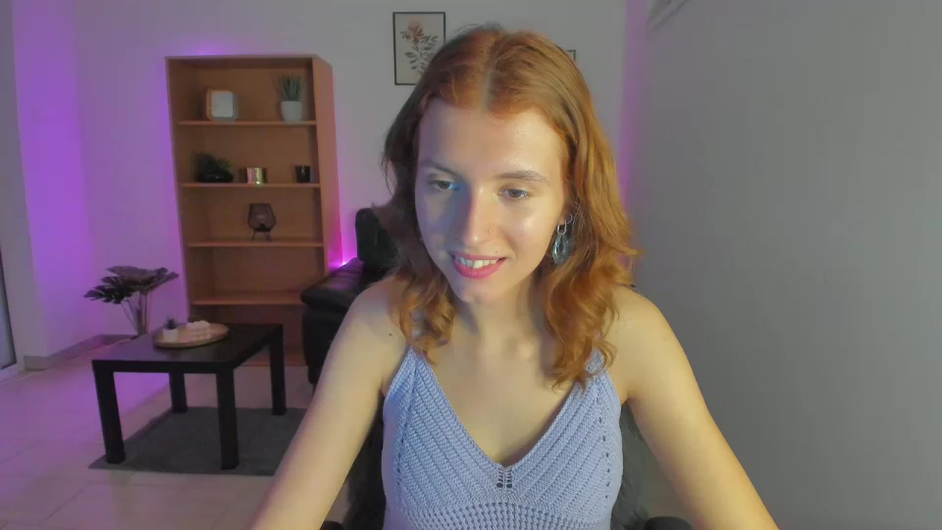 Gallery image thumbnail from SaraJaay18's myfreecams stream on, 01/18/2023, 16:19 image 7 of 20