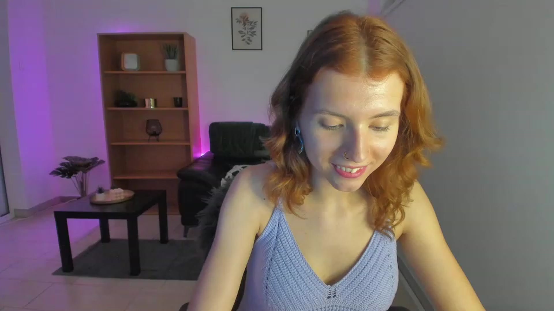 Gallery image thumbnail from SaraJaay18's myfreecams stream on, 01/18/2023, 16:19 image 14 of 20