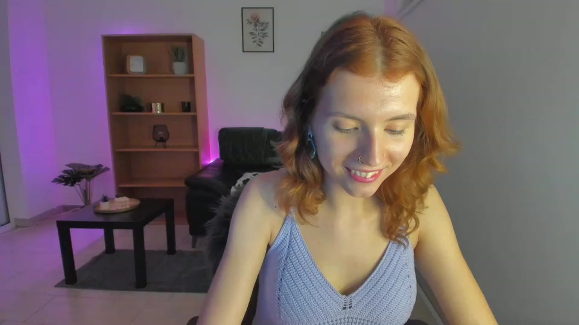 Gallery image thumbnail from SaraJaay18's myfreecams stream on, 01/18/2023, 16:19 image 15 of 20