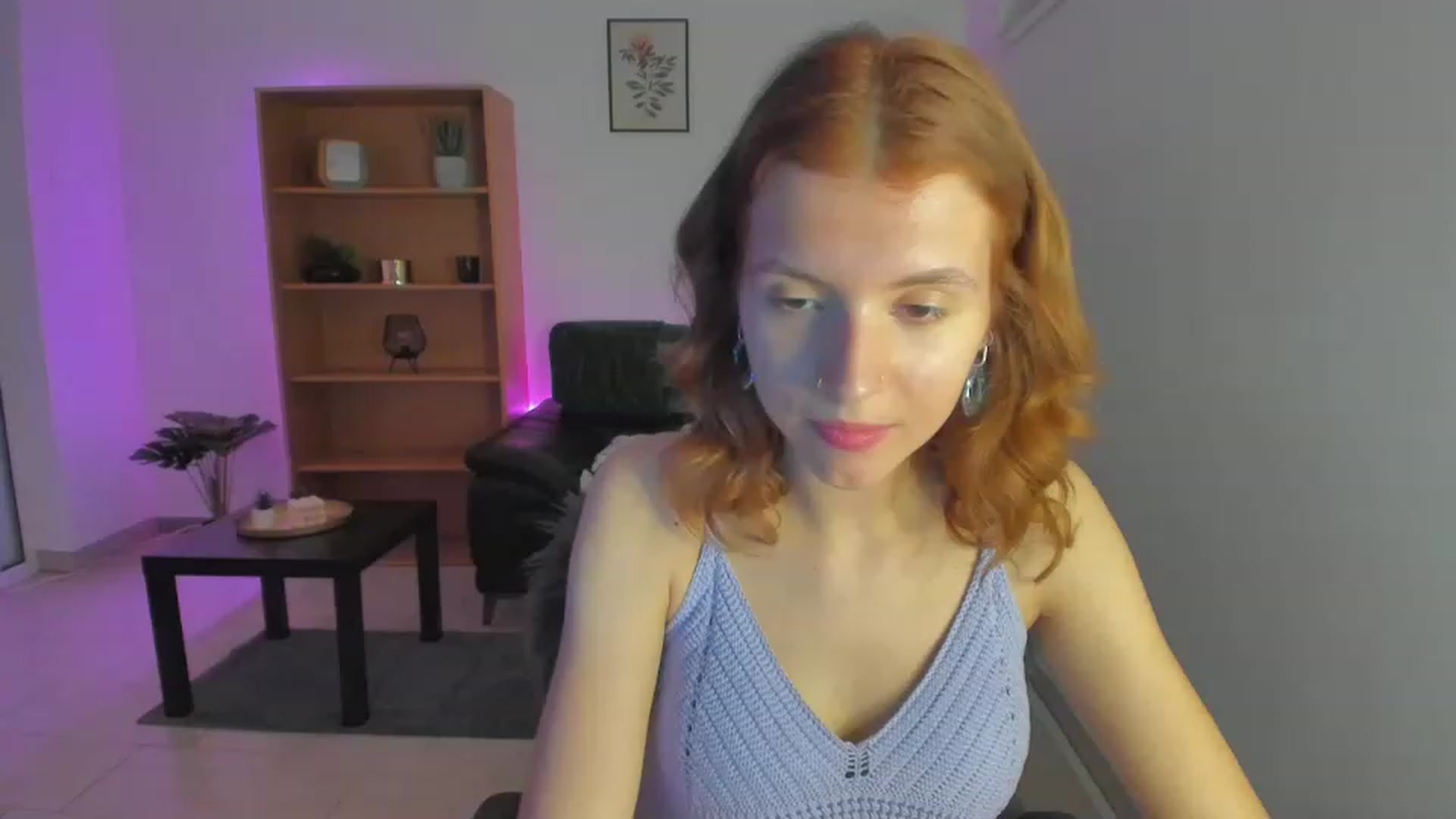 Gallery image thumbnail from SaraJaay18's myfreecams stream on, 01/18/2023, 16:19 image 17 of 20