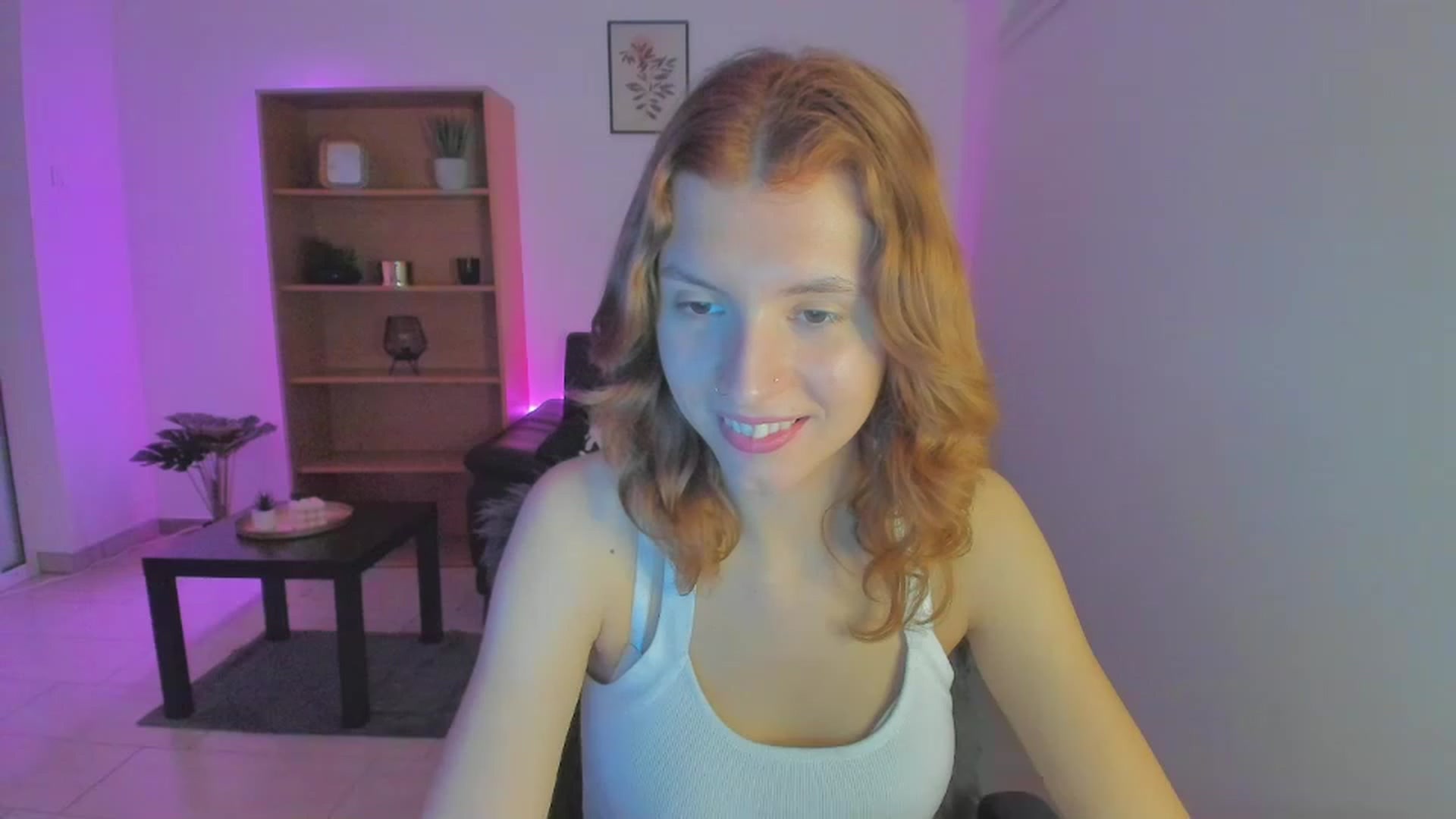 Gallery image thumbnail from SaraJaay18's myfreecams stream on, 01/19/2023, 17:37 image 13 of 20
