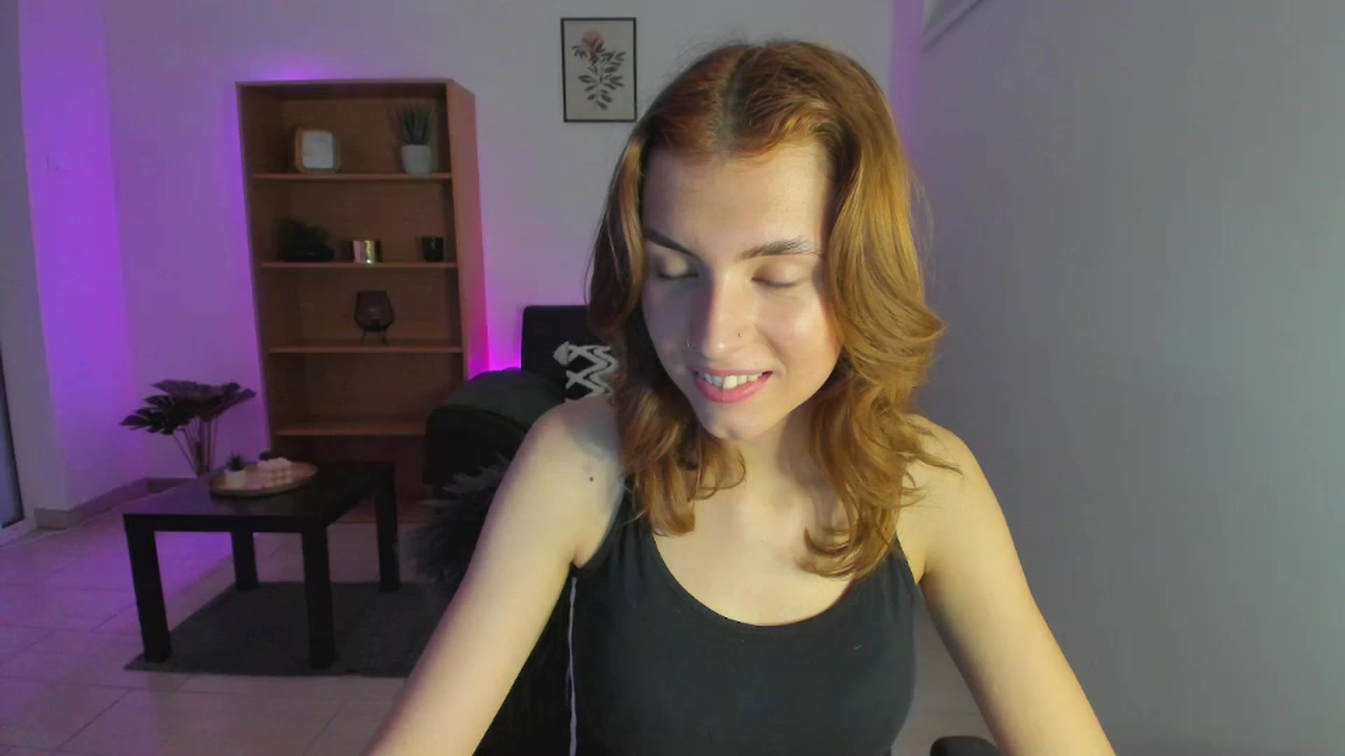Gallery image thumbnail from SaraJaay18's myfreecams stream on, 01/28/2023, 13:57 image 19 of 20