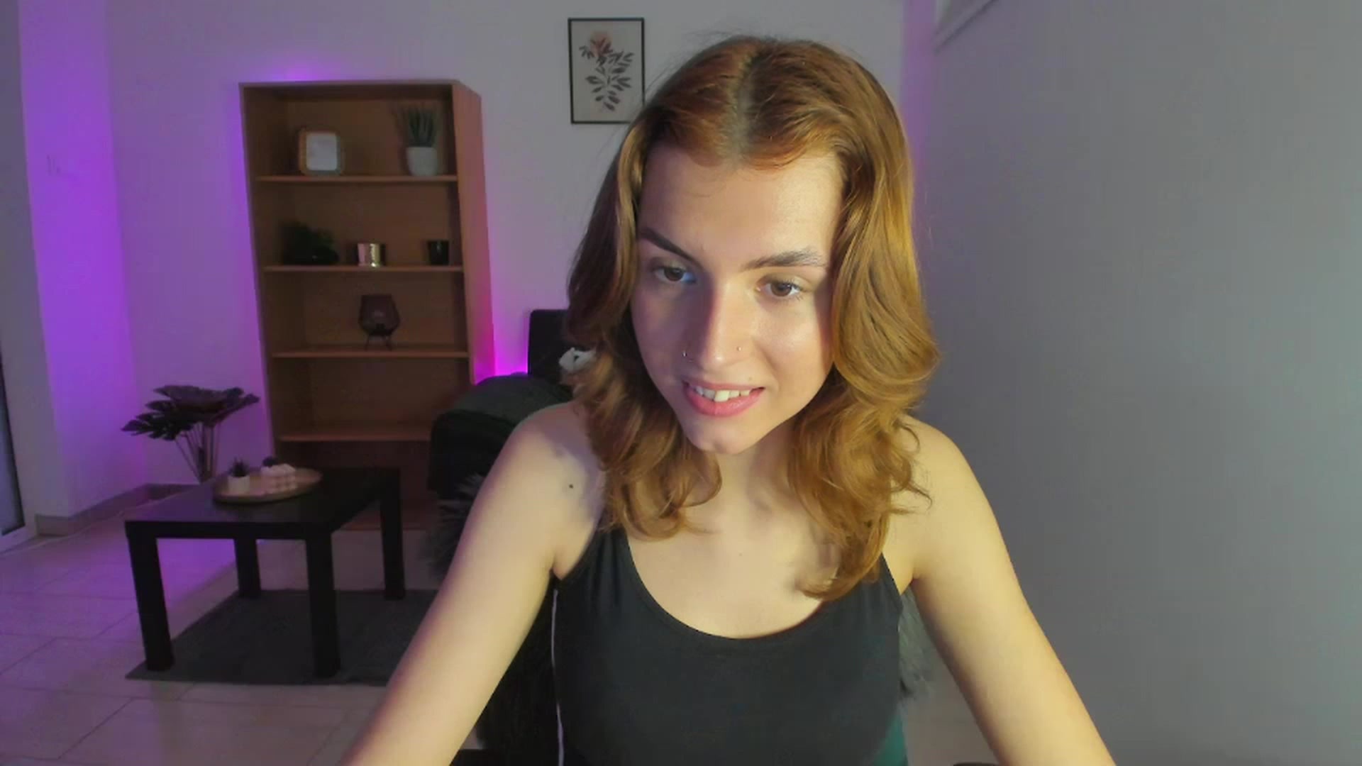 Gallery image thumbnail from SaraJaay18's myfreecams stream on, 01/28/2023, 13:57 image 12 of 20