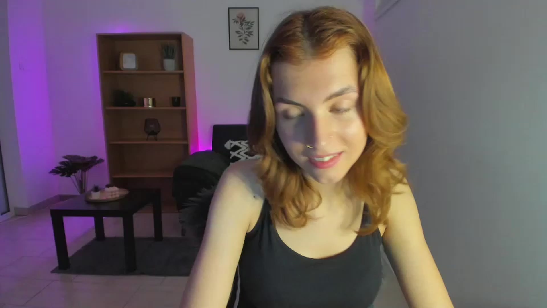 Gallery image thumbnail from SaraJaay18's myfreecams stream on, 01/28/2023, 13:57 image 13 of 20