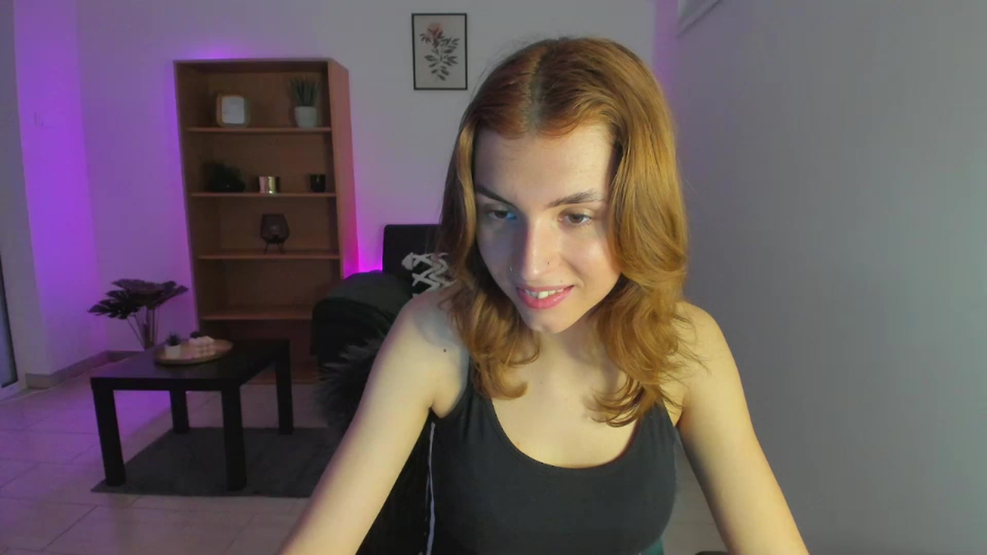 Gallery image thumbnail from SaraJaay18's myfreecams stream on, 01/28/2023, 13:57 image 6 of 20