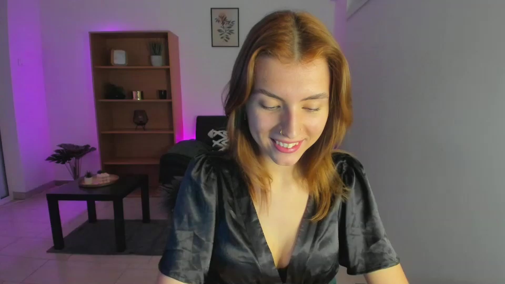 Gallery image thumbnail from SaraJaay18's myfreecams stream on, 01/29/2023, 10:42 image 1 of 20