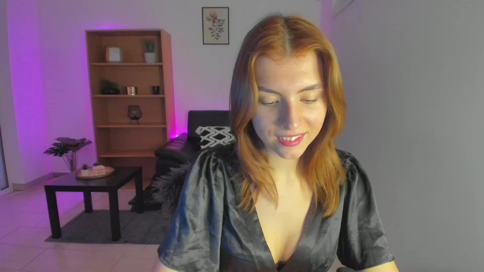 Gallery image thumbnail from SaraJaay18's myfreecams stream on, 01/29/2023, 10:42 image 18 of 20