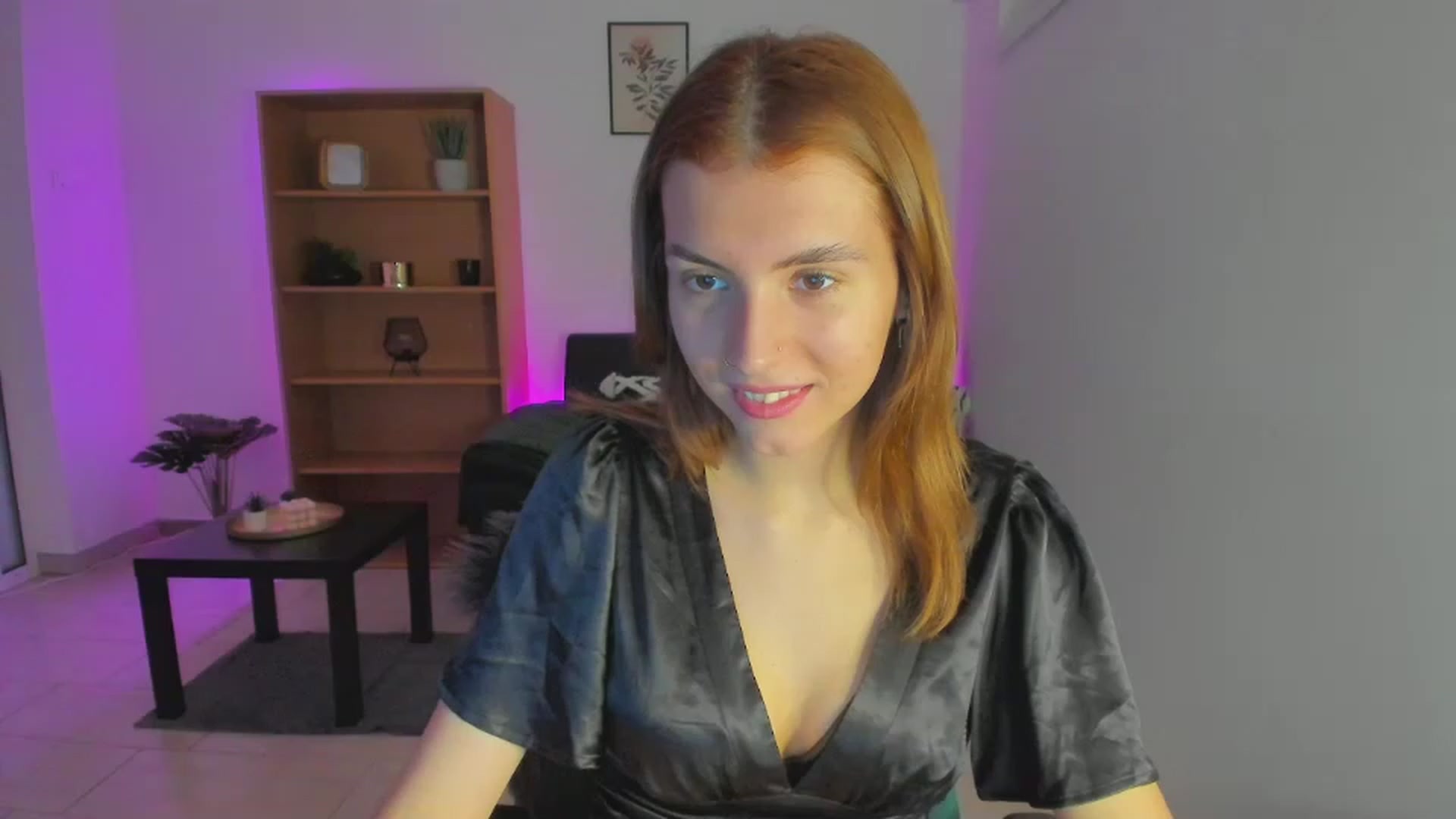 Gallery image thumbnail from SaraJaay18's myfreecams stream on, 01/29/2023, 10:42 image 5 of 20
