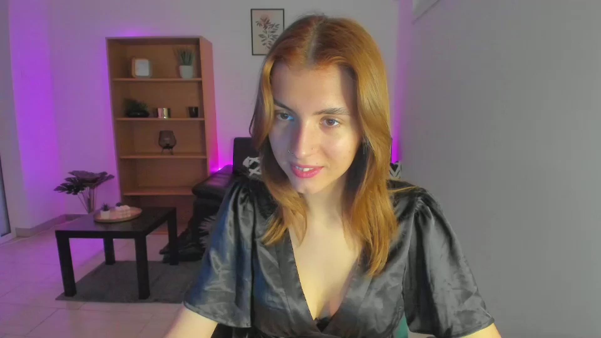 Gallery image thumbnail from SaraJaay18's myfreecams stream on, 01/29/2023, 10:42 image 17 of 20