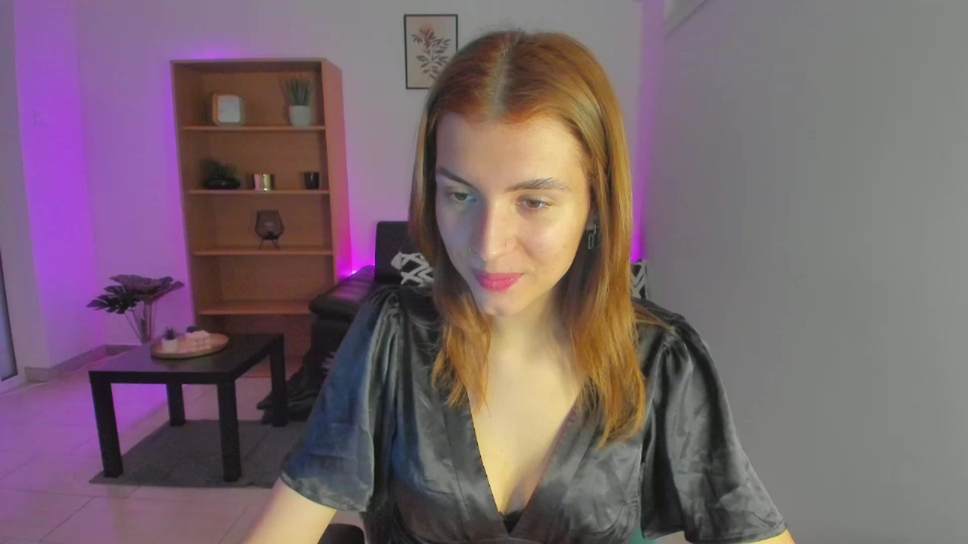 Gallery image thumbnail from SaraJaay18's myfreecams stream on, 01/29/2023, 10:42 image 12 of 20