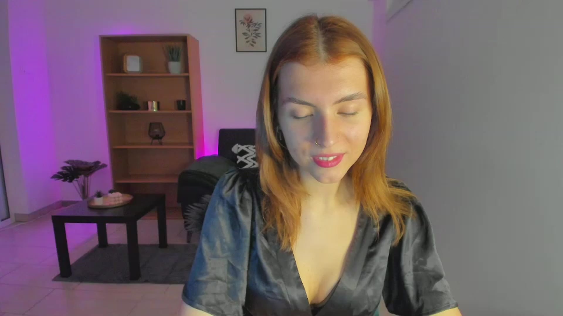 Gallery image thumbnail from SaraJaay18's myfreecams stream on, 01/29/2023, 10:42 image 7 of 20