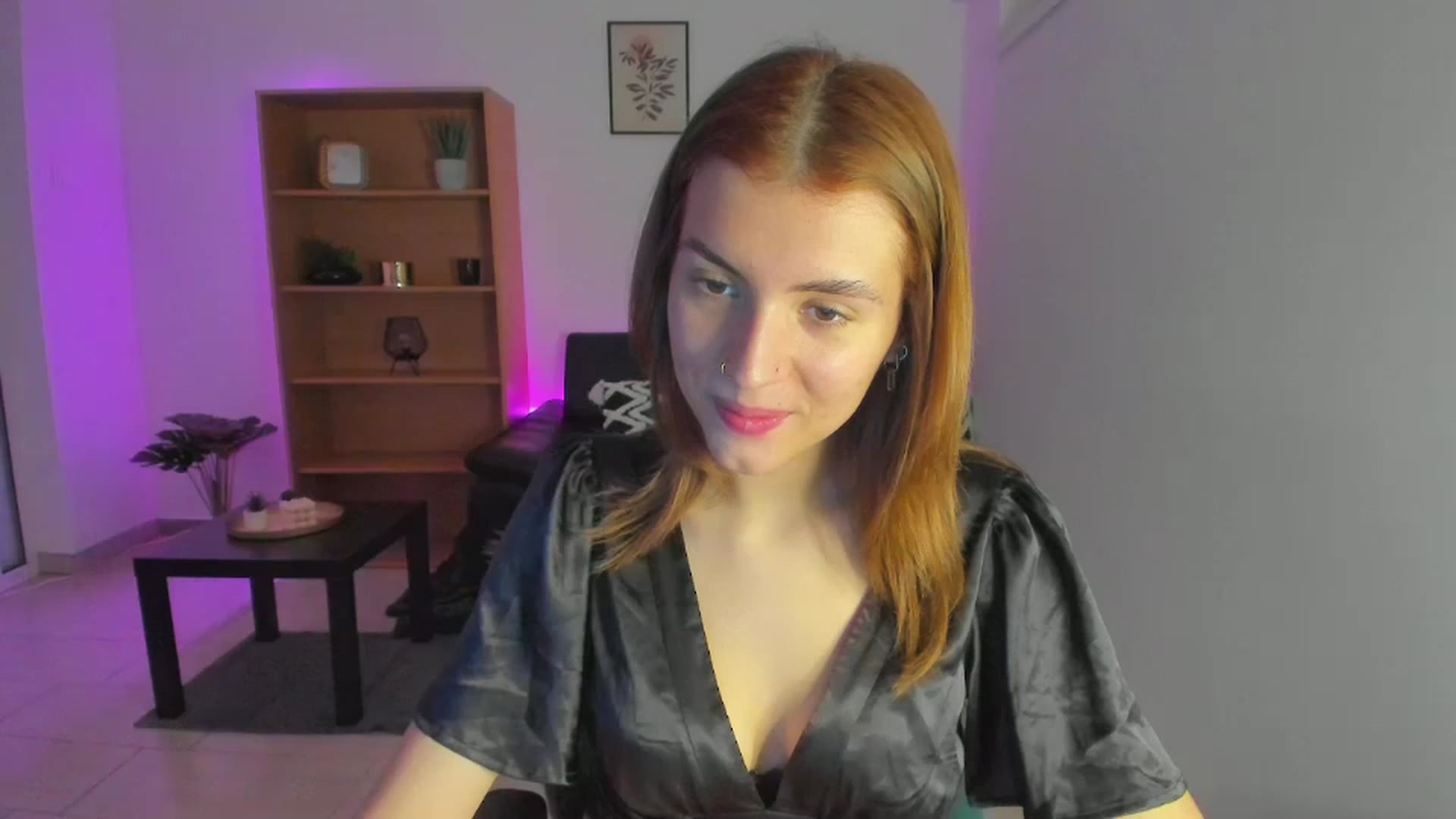 Gallery image thumbnail from SaraJaay18's myfreecams stream on, 01/29/2023, 10:42 image 13 of 20