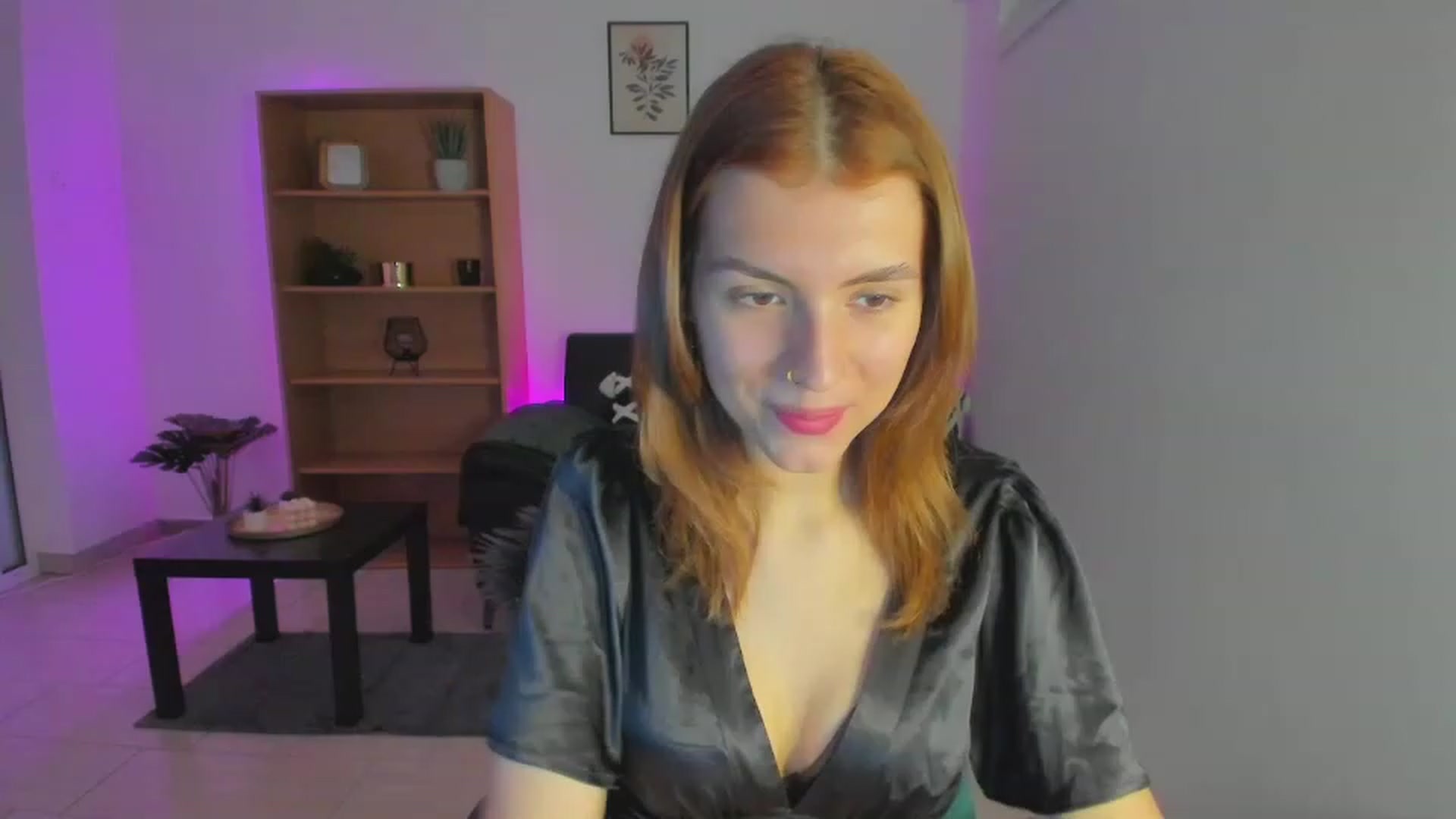 Gallery image thumbnail from SaraJaay18's myfreecams stream on, 01/29/2023, 10:42 image 8 of 20