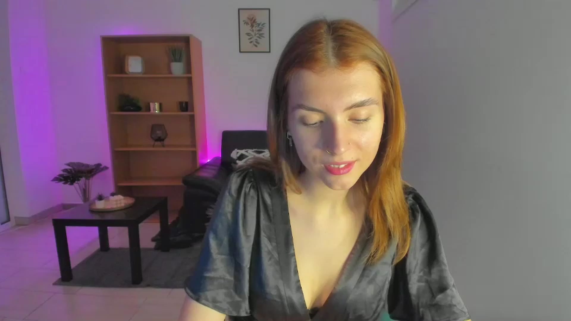 Gallery image thumbnail from SaraJaay18's myfreecams stream on, 01/29/2023, 10:42 image 14 of 20