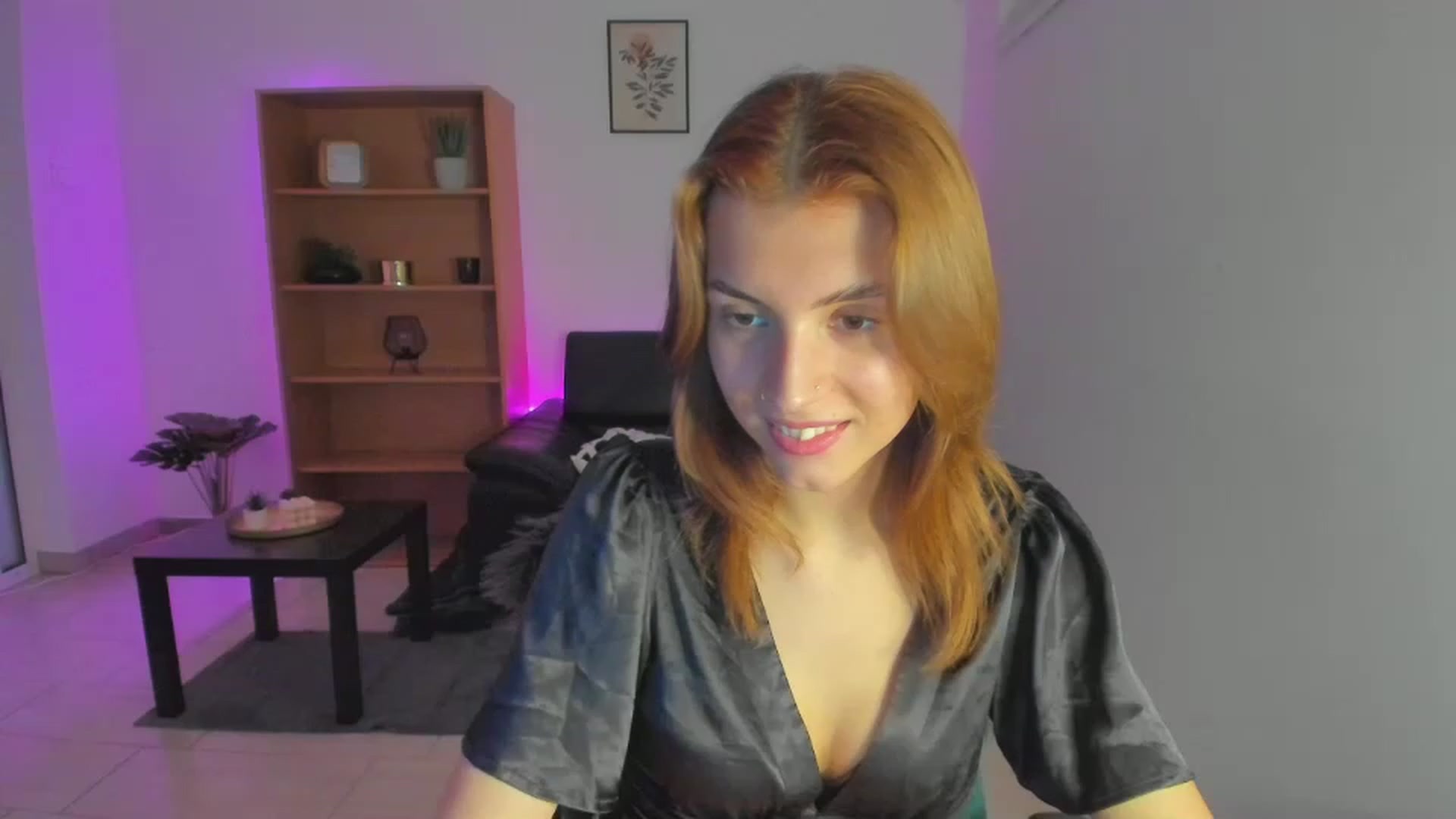 Gallery image thumbnail from SaraJaay18's myfreecams stream on, 01/29/2023, 13:14 image 13 of 20