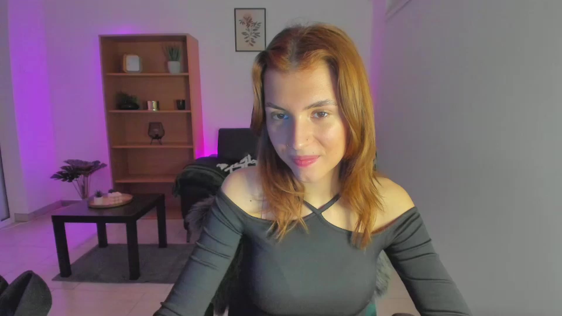 Gallery image thumbnail from SaraJaay18's myfreecams stream on, 01/30/2023, 16:09 image 13 of 20