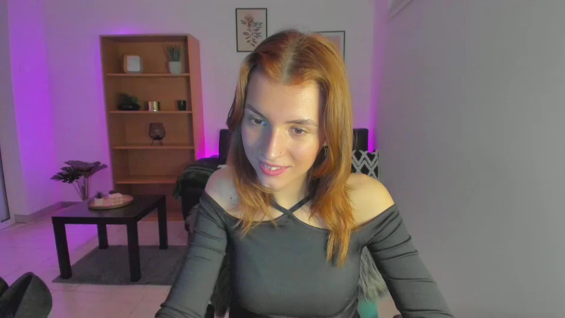 Gallery image thumbnail from SaraJaay18's myfreecams stream on, 01/30/2023, 16:09 image 18 of 20