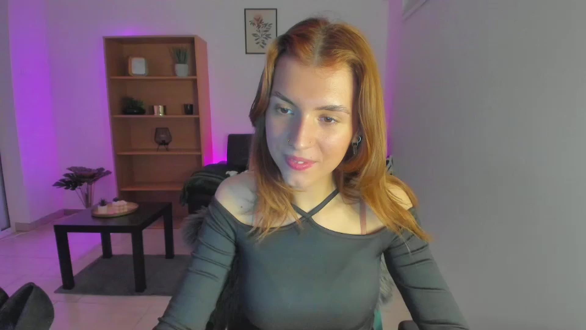 Gallery image thumbnail from SaraJaay18's myfreecams stream on, 01/30/2023, 16:09 image 9 of 20