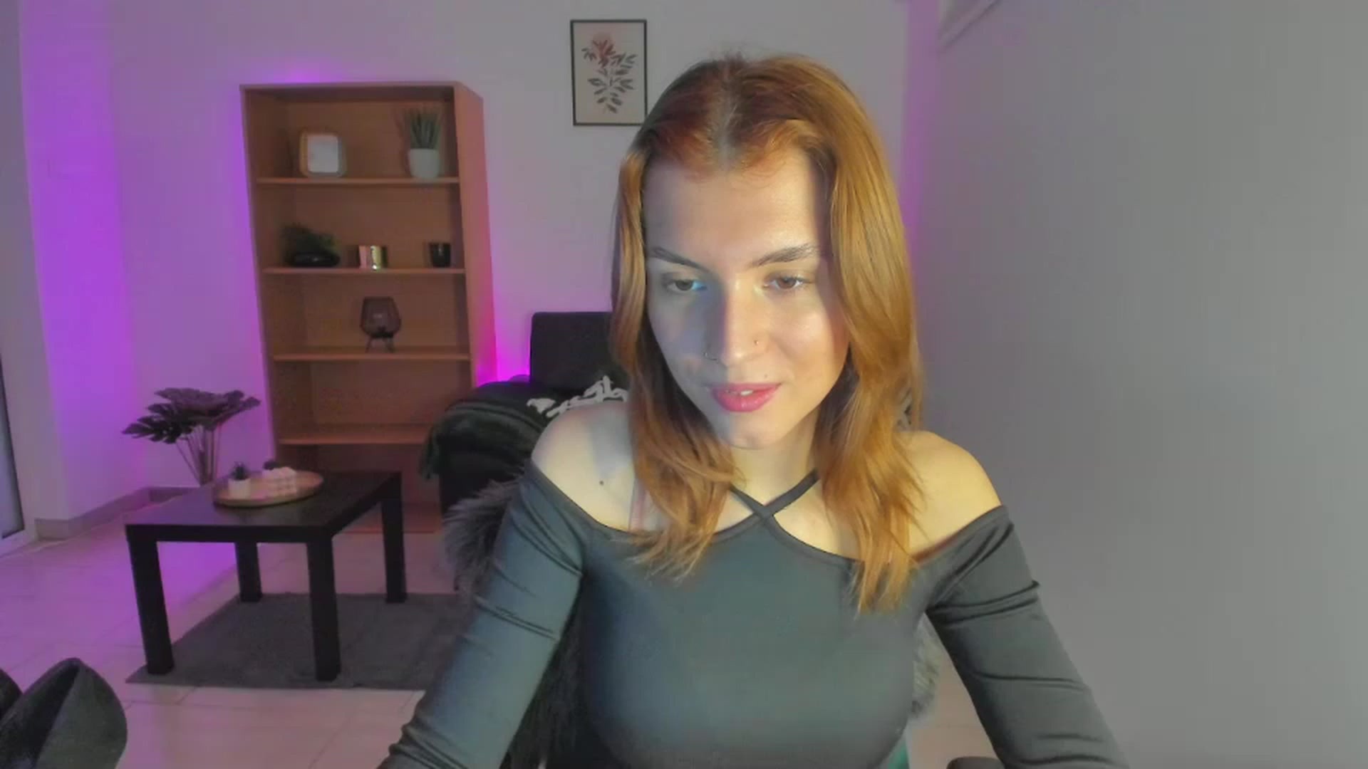 Gallery image thumbnail from SaraJaay18's myfreecams stream on, 01/30/2023, 16:09 image 4 of 20