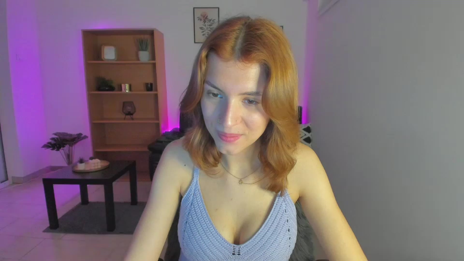 Gallery image thumbnail from SaraJaay18's myfreecams stream on, 02/02/2023, 16:13 image 7 of 20