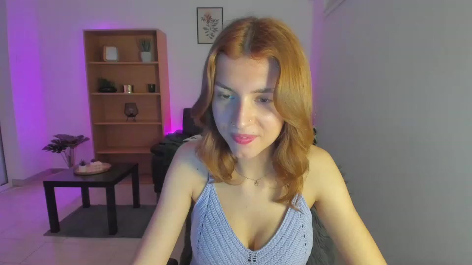 Gallery image thumbnail from SaraJaay18's myfreecams stream on, 02/02/2023, 16:13 image 14 of 20
