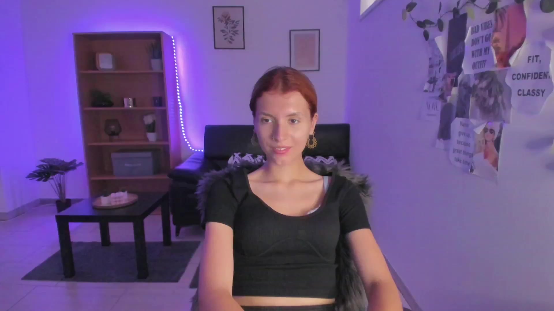 Gallery image thumbnail from SaraJaay18's myfreecams stream on, 07/28/2023, 11:26 image 2 of 20