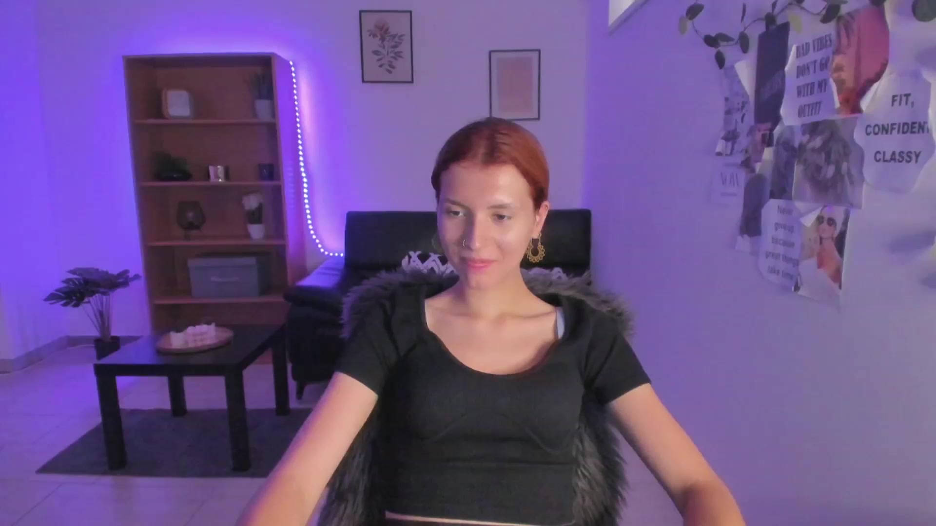 Gallery image thumbnail from SaraJaay18's myfreecams stream on, 07/28/2023, 13:01 image 20 of 20