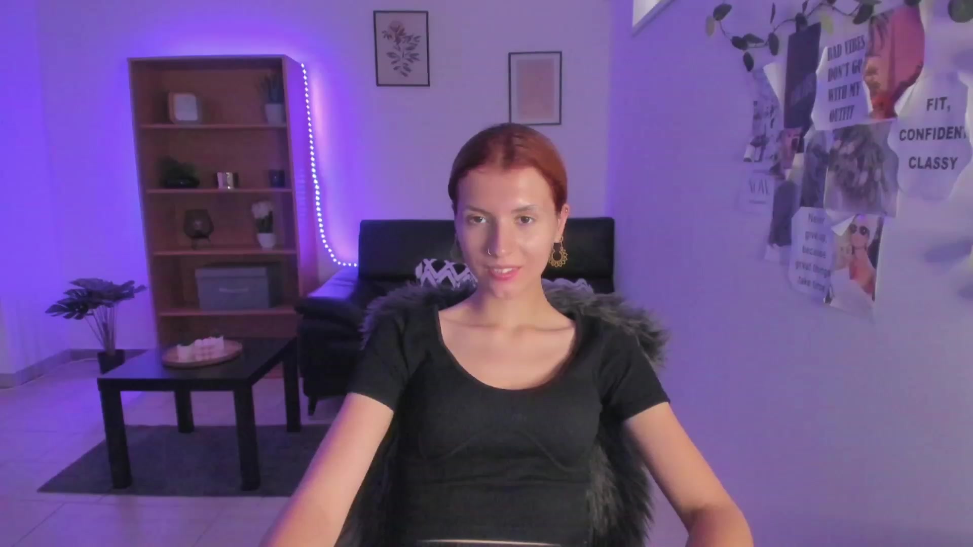 Gallery image thumbnail from SaraJaay18's myfreecams stream on, 07/28/2023, 13:01 image 7 of 20