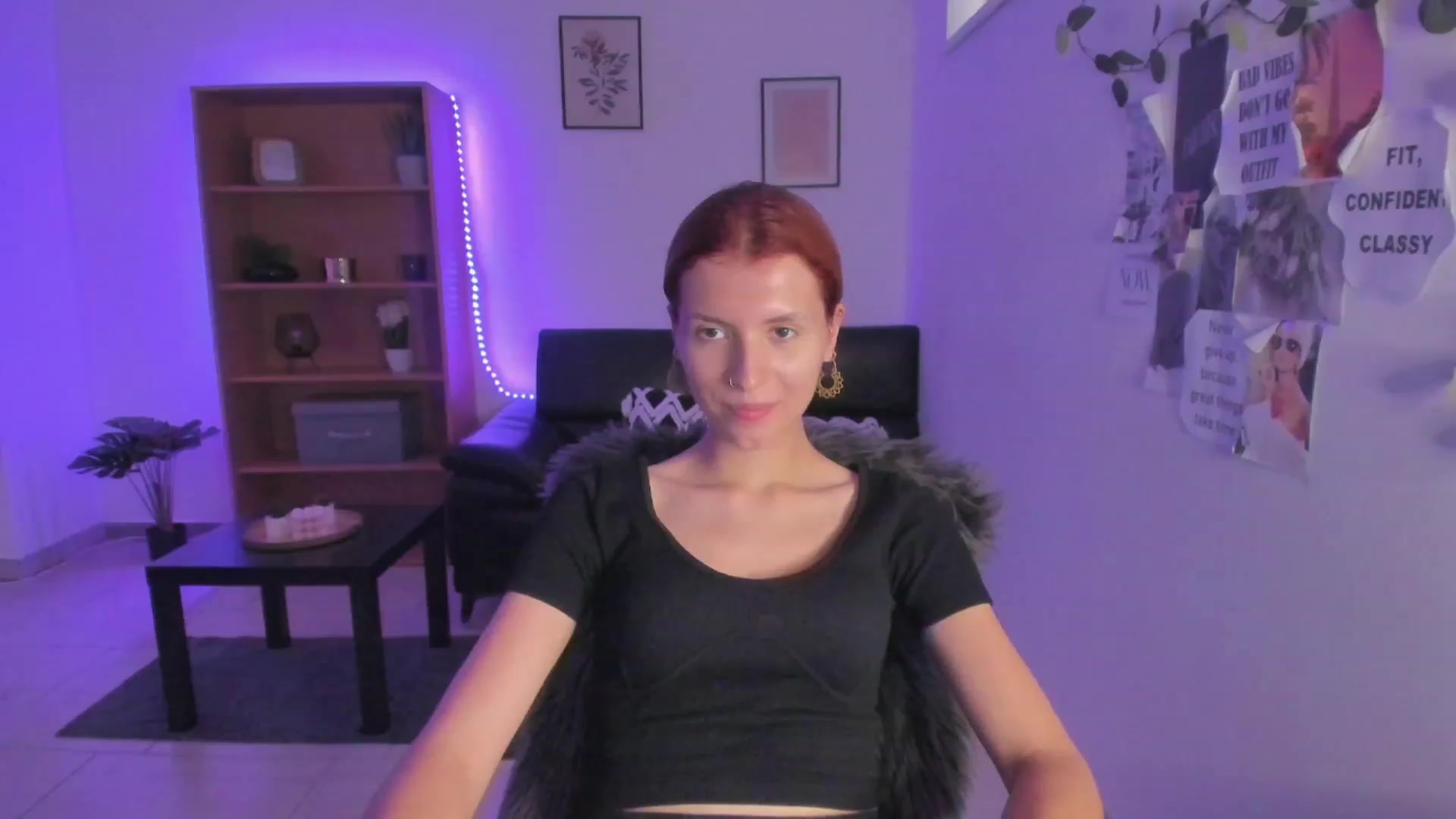 Gallery image thumbnail from SaraJaay18's myfreecams stream on, 07/28/2023, 13:01 image 4 of 20