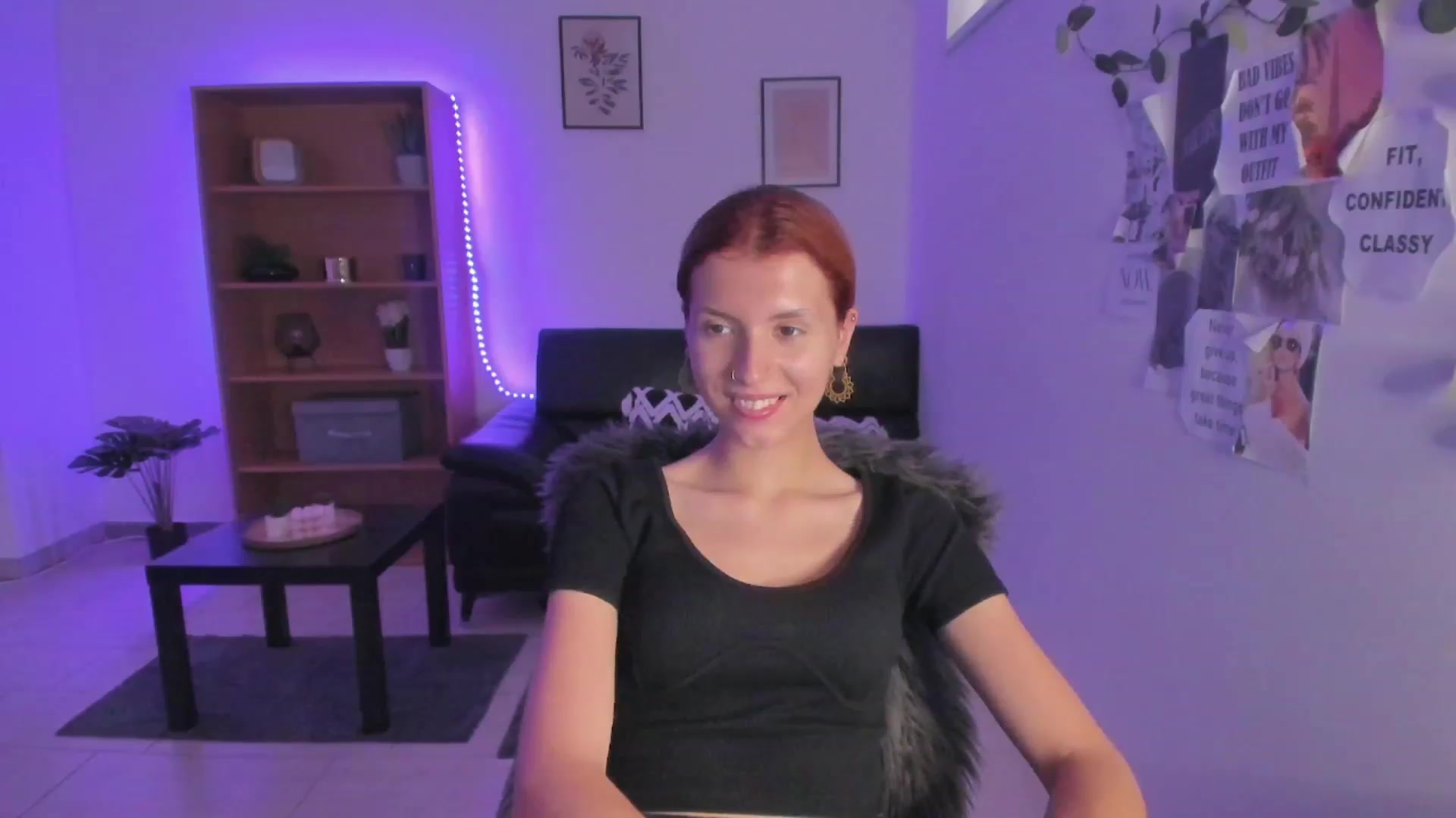 Gallery image thumbnail from SaraJaay18's myfreecams stream on, 07/28/2023, 13:01 image 9 of 20