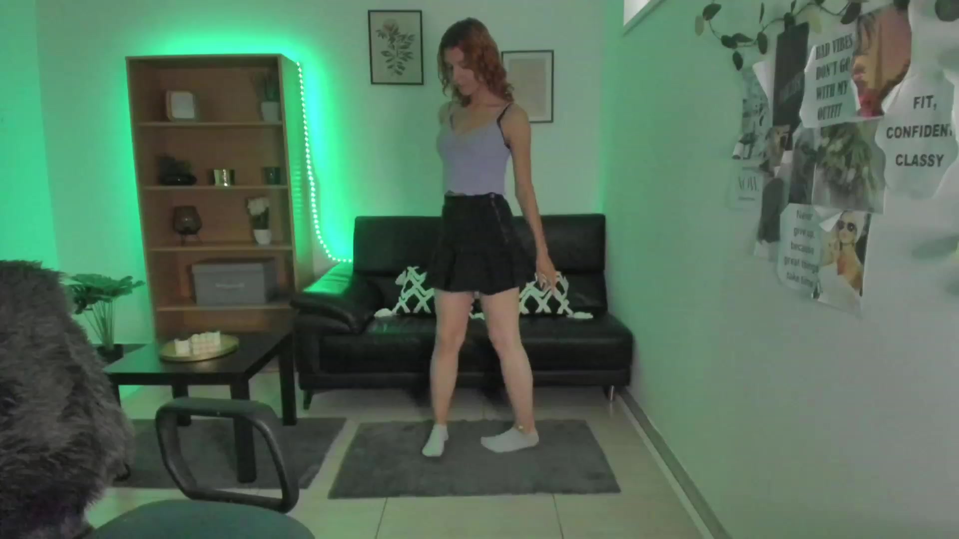 Gallery image thumbnail from SaraJaay18's myfreecams stream on, 08/03/2023, 12:28 image 20 of 20