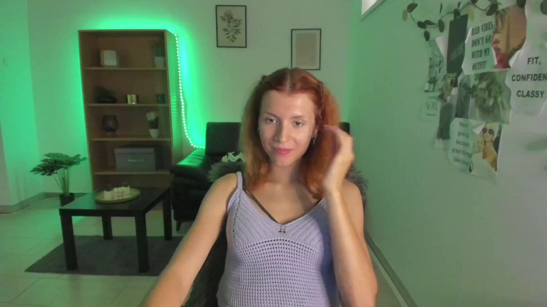 Gallery image thumbnail from SaraJaay18's myfreecams stream on, 08/09/2023, 12:03 image 3 of 20