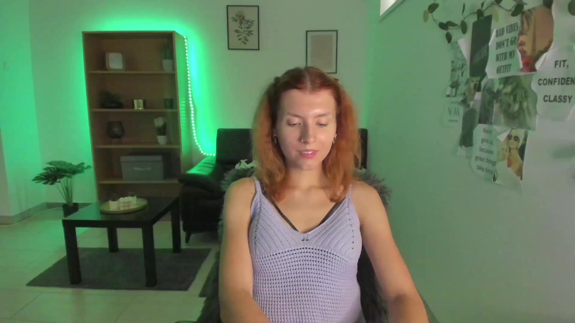 Gallery image thumbnail from SaraJaay18's myfreecams stream on, 08/09/2023, 12:03 image 9 of 20
