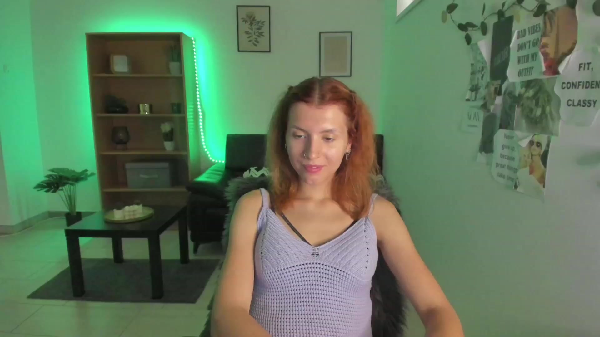 Gallery image thumbnail from SaraJaay18's myfreecams stream on, 08/09/2023, 12:03 image 4 of 20