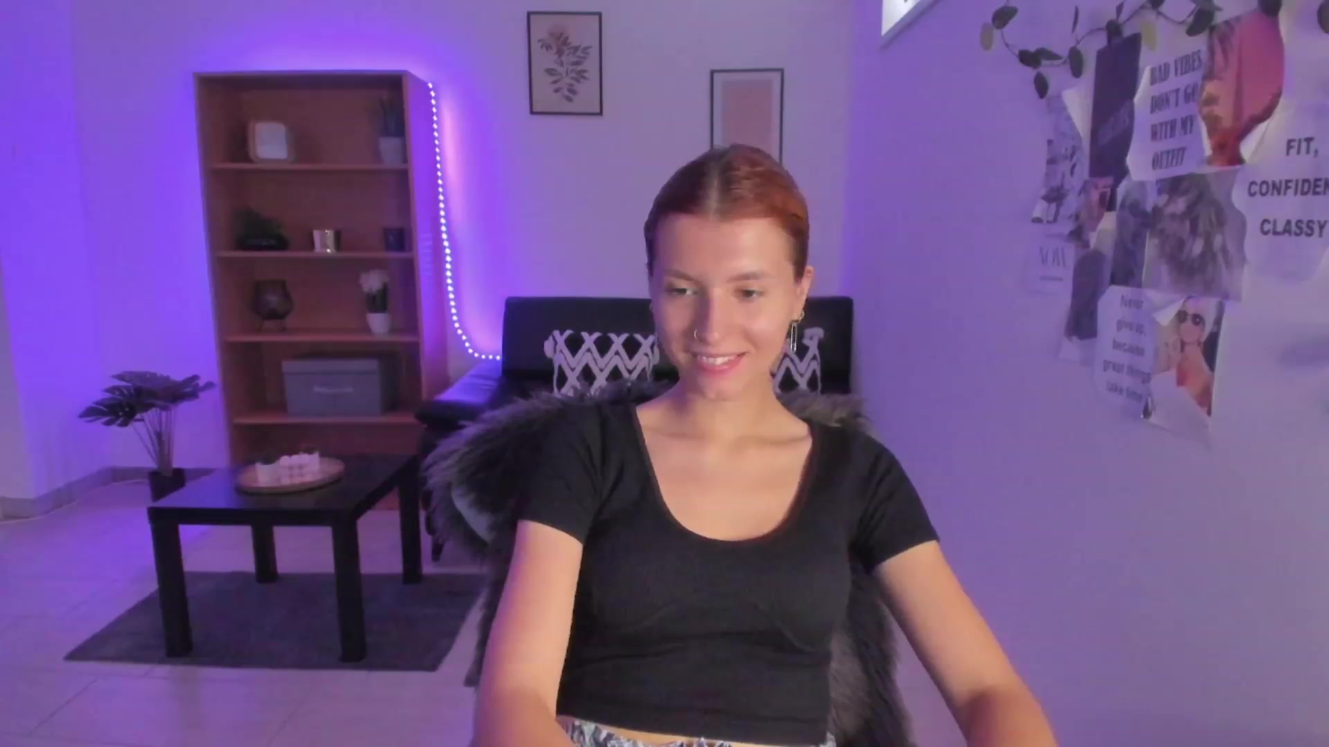 Gallery image thumbnail from SaraJaay18's myfreecams stream on, 08/23/2023, 08:52 image 5 of 20