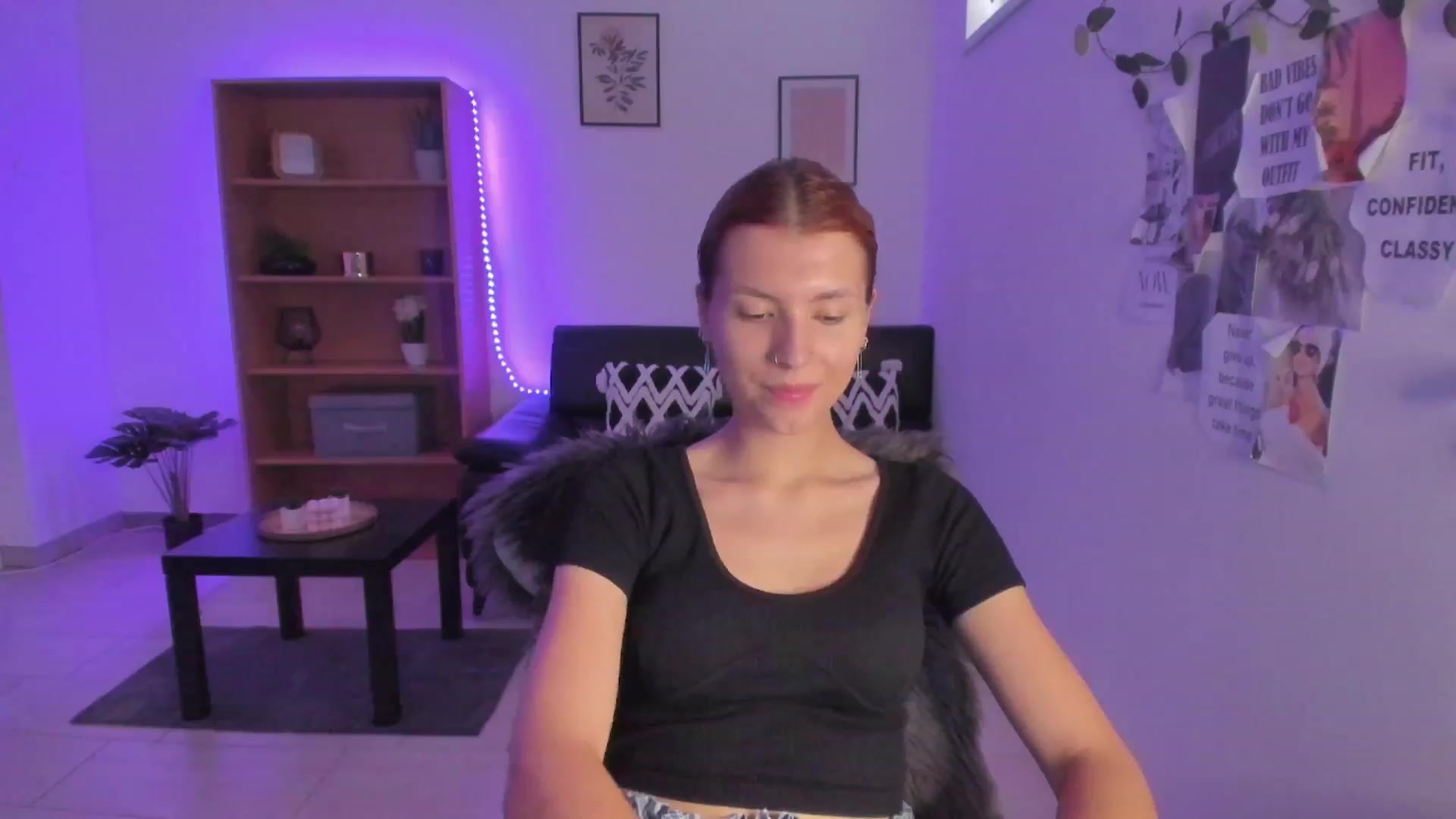 Gallery image thumbnail from SaraJaay18's myfreecams stream on, 08/23/2023, 08:52 image 6 of 20