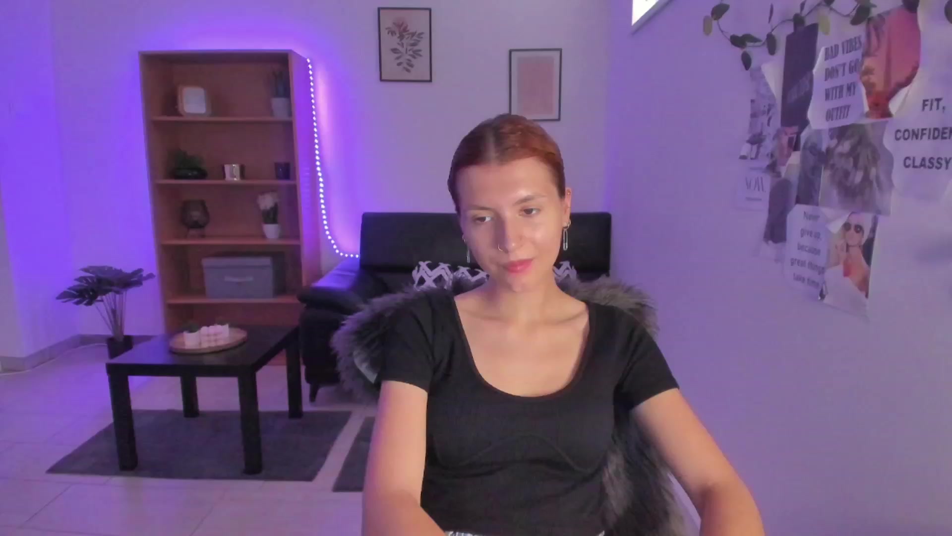 Gallery image thumbnail from SaraJaay18's myfreecams stream on, 08/23/2023, 11:42 image 20 of 20