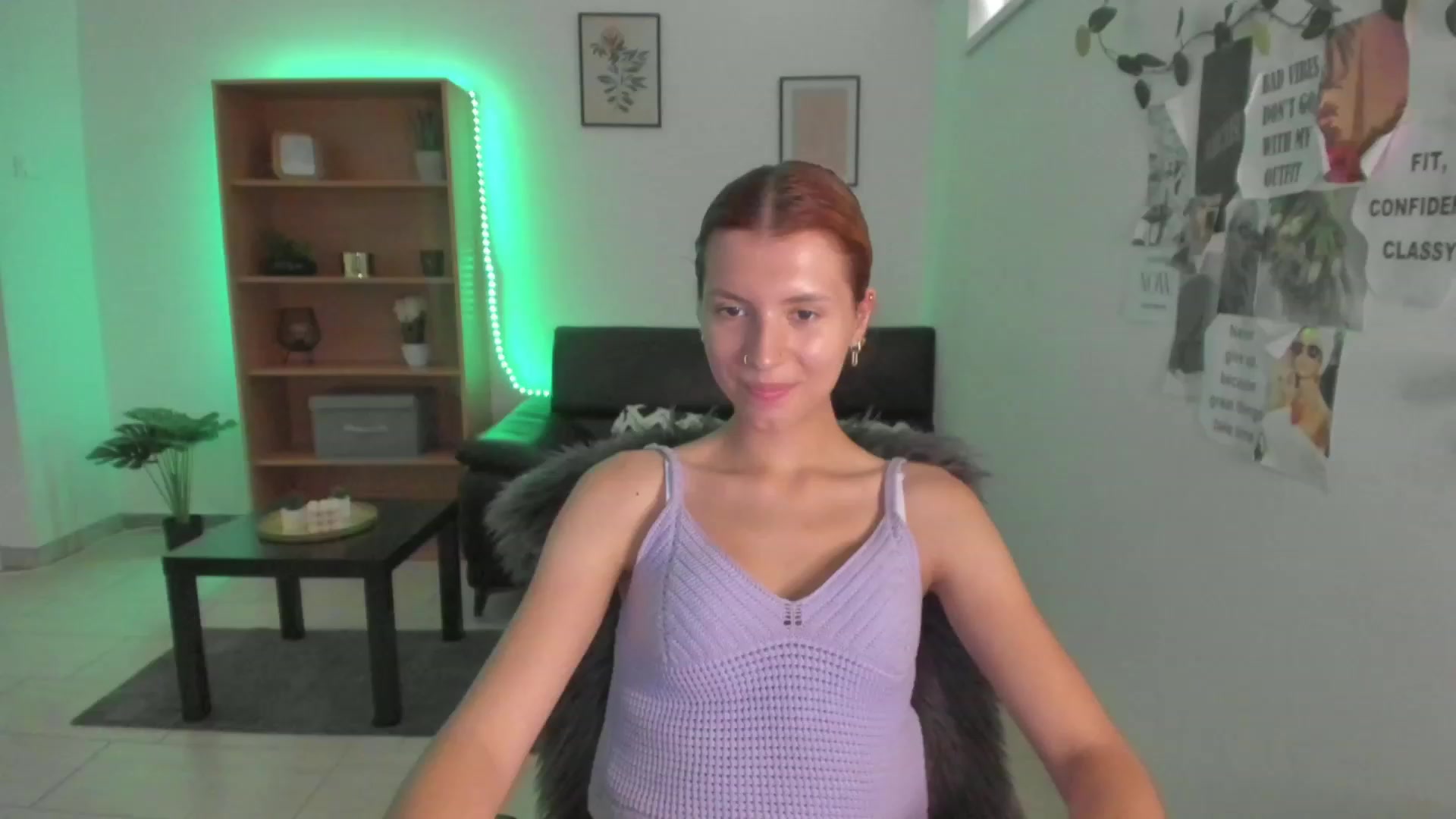 Gallery image thumbnail from SaraJaay18's myfreecams stream on, 08/25/2023, 11:57 image 12 of 20